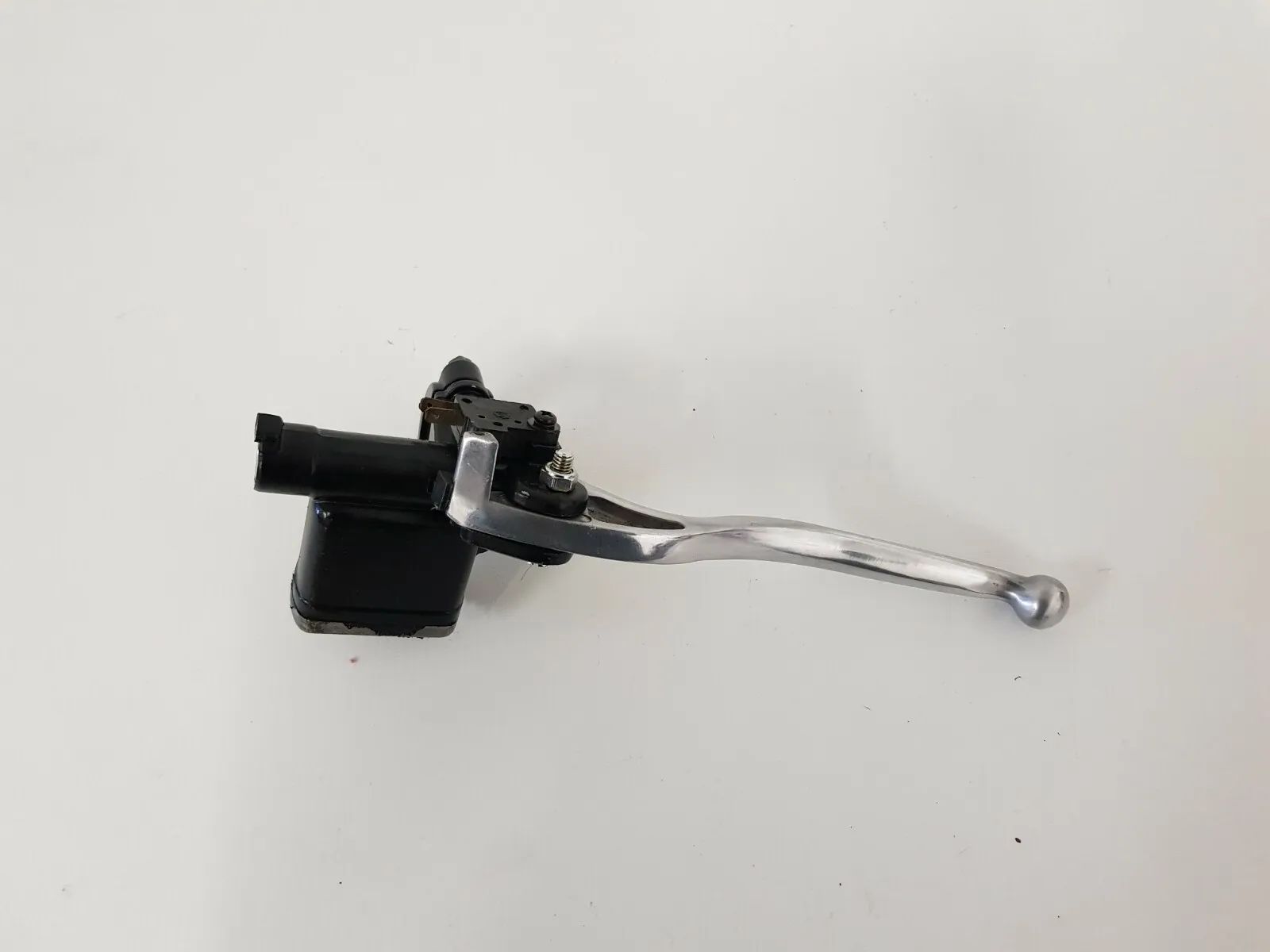 เลเวอร์เบรกมือหน้า พร้อมกระบอกเบรก BS300S-18 BS18 300 Quad Atv ใหม่