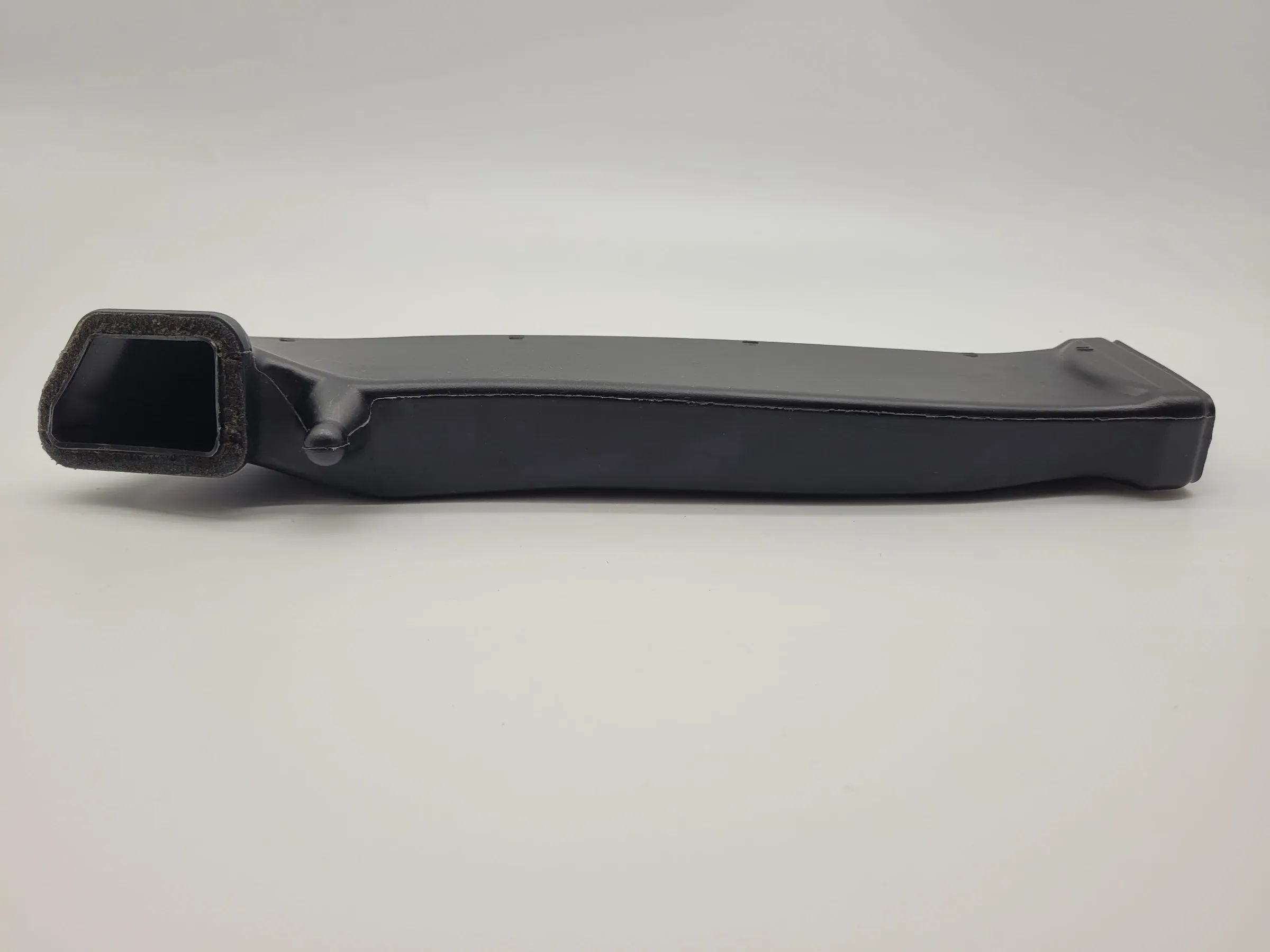 Original Mercedes-Benz C-Klasse (W203) Lüftungskanal Rechts A2038300223