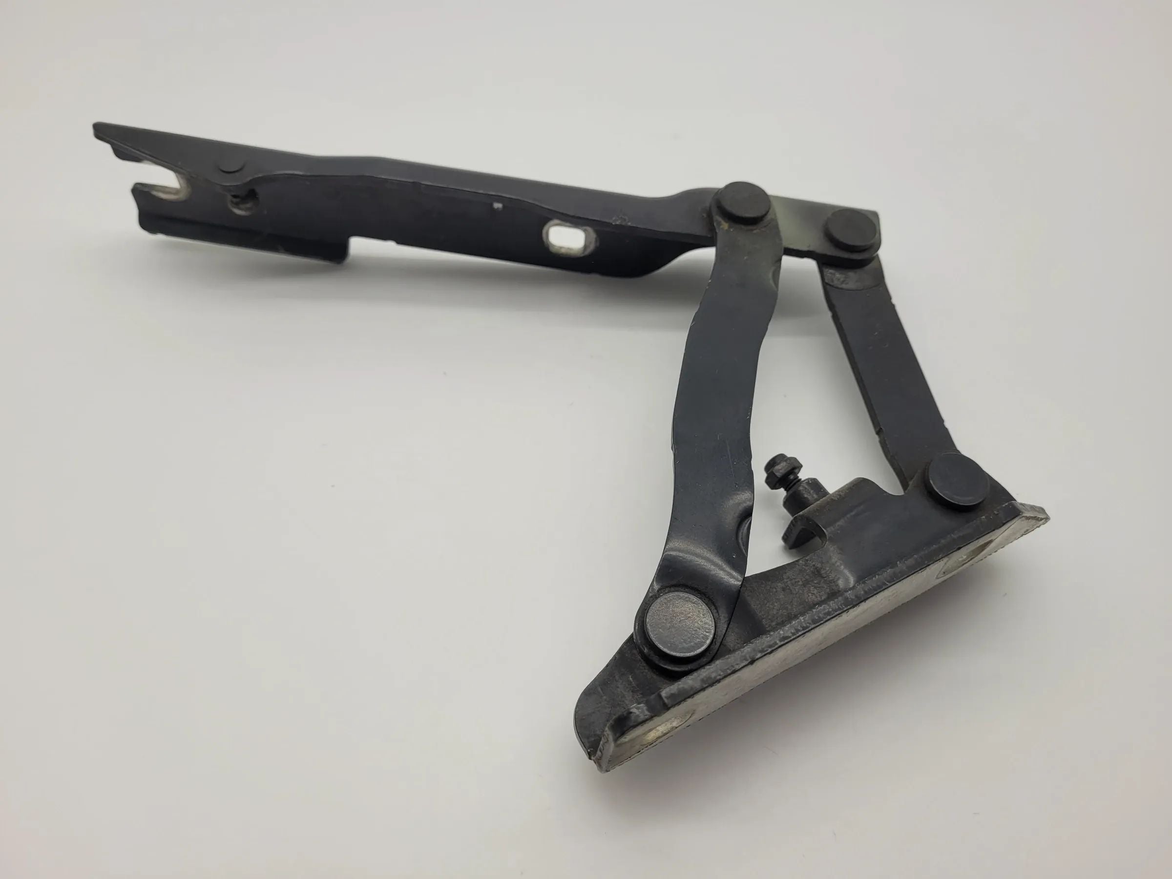 Original BMW 5er (E60/E61) Scharnier Motorhaube Vorne Links 41.61-7 008 727