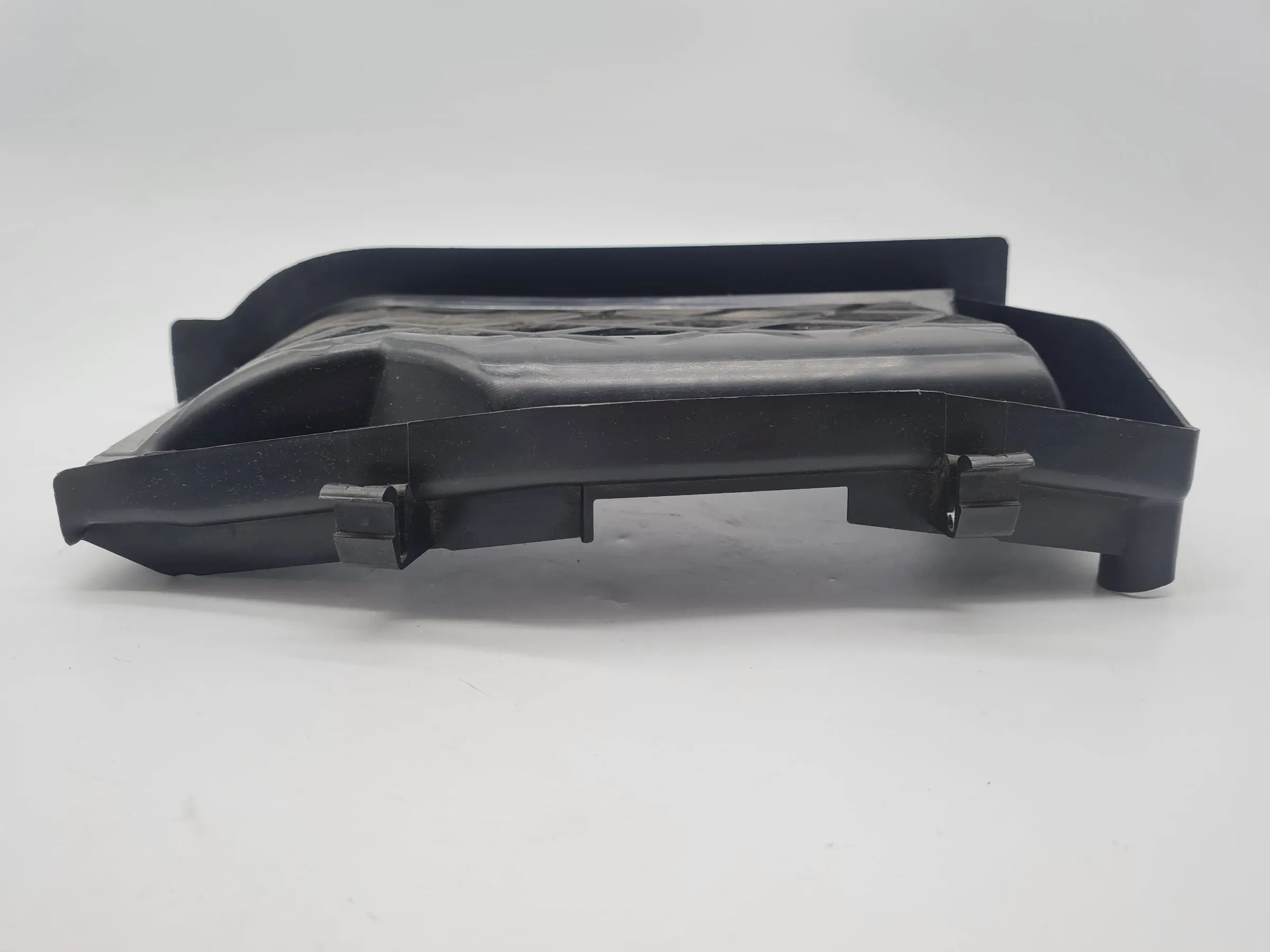 Original Audi A4 (8ED) Abdeckung Motorraum Pollenfilter 8E1819979A