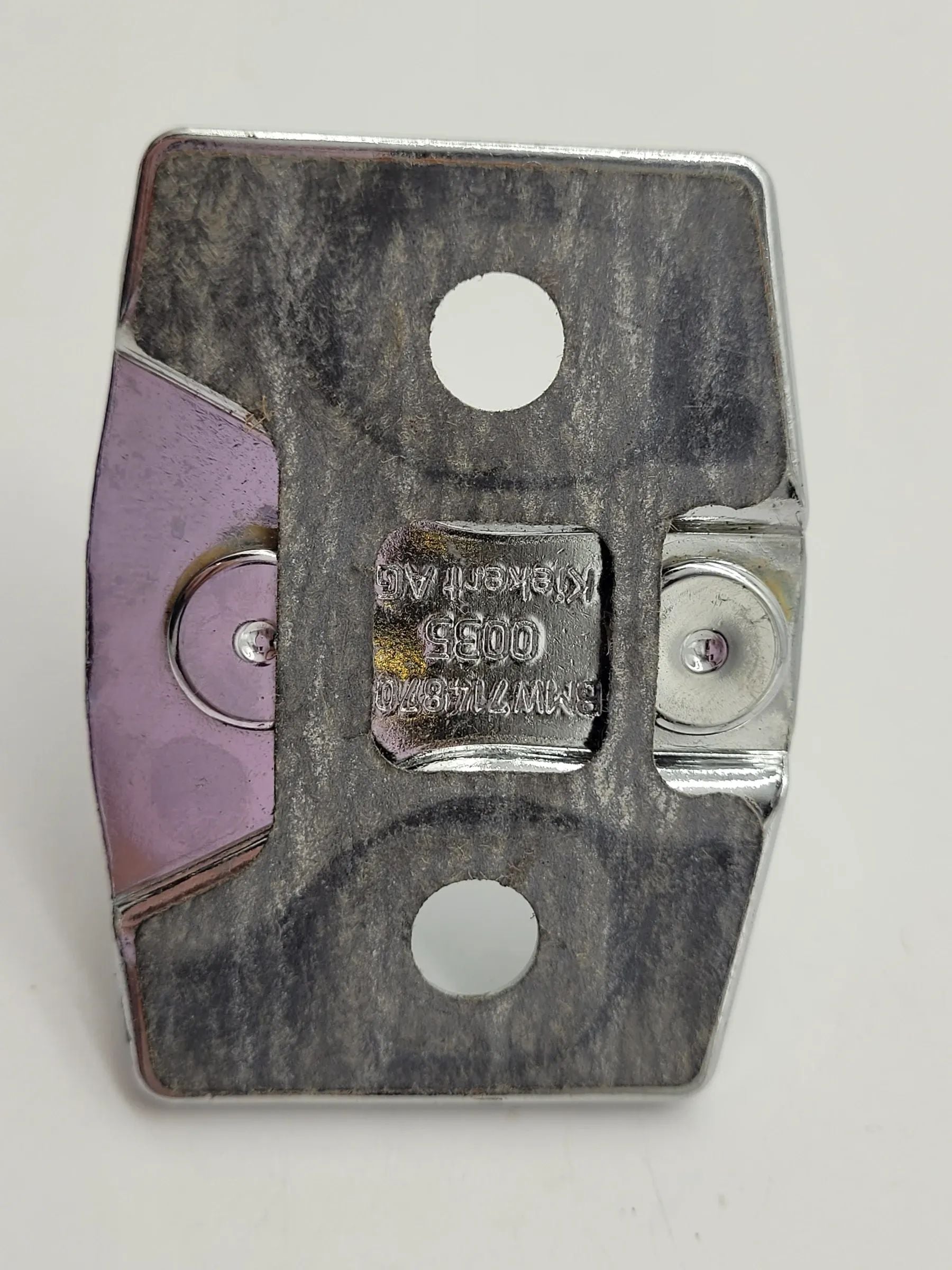 Original BMW 5er (E60/E61) Türfanghaken Schliessbügel 7148705