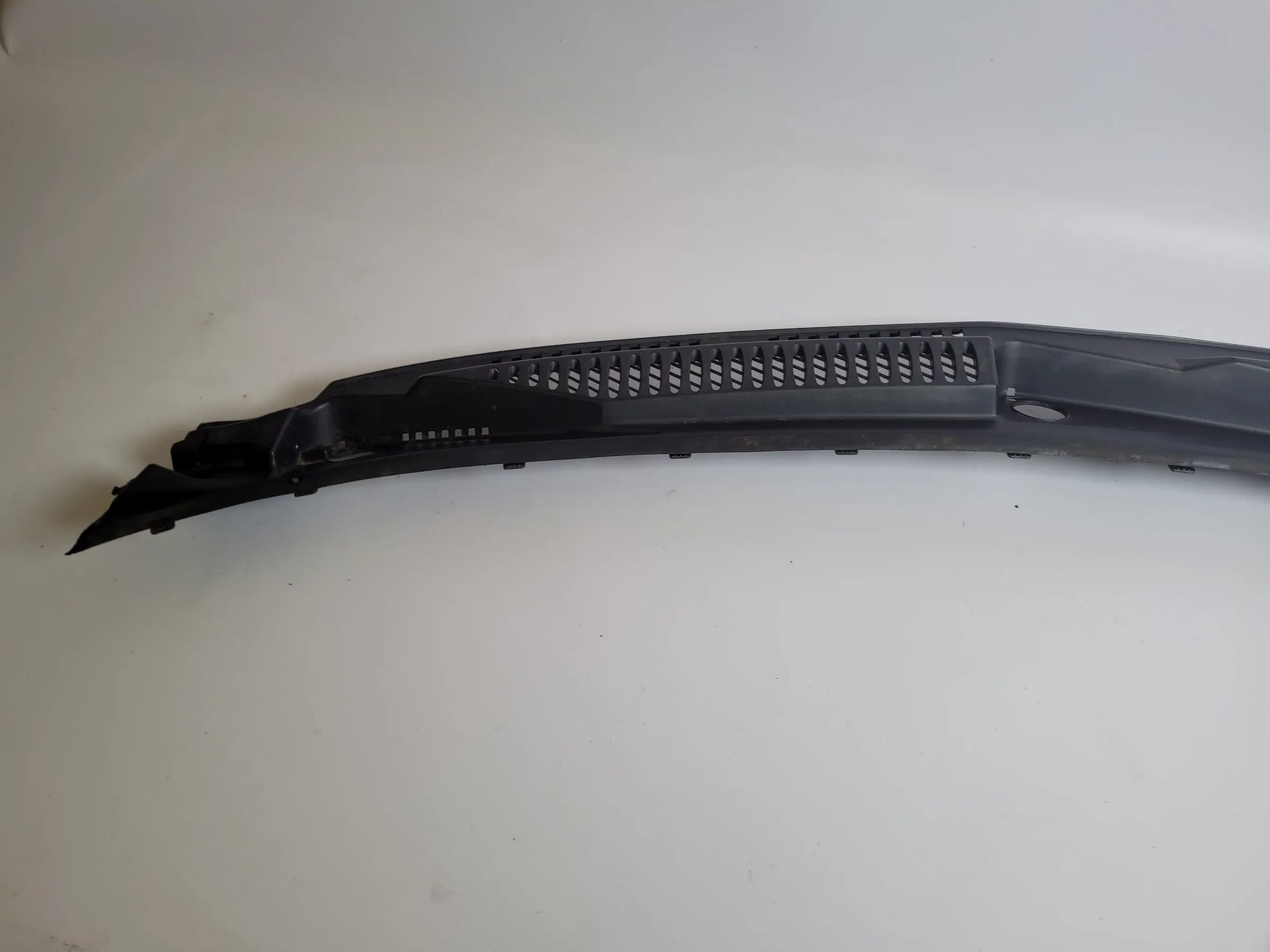 Original Fiat Punto (188) Zierleiste Frontscheibe 735274984