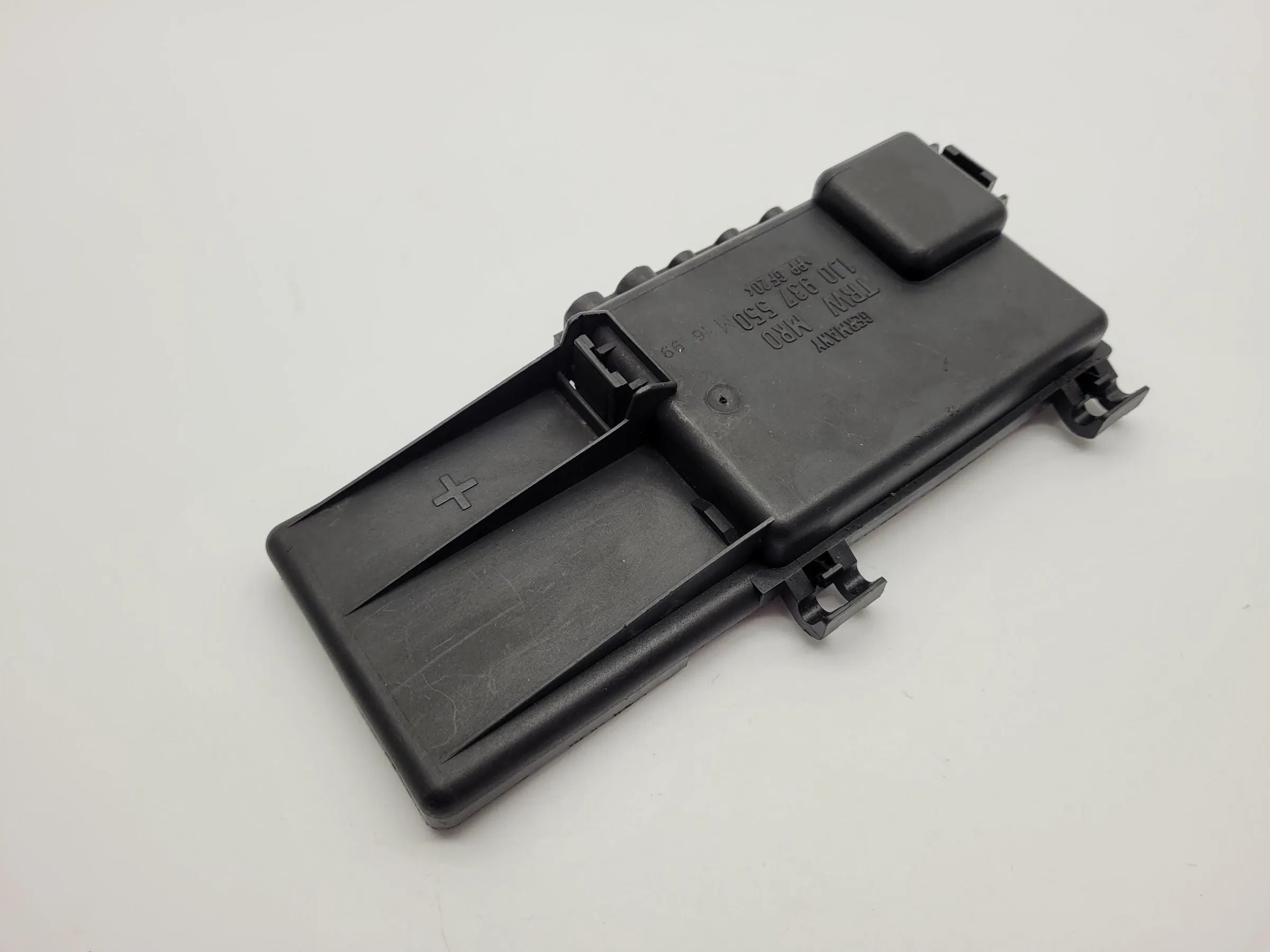 Original VW Golf IV / Bora (1J) Deckel Sicherungskasten 1J0937550M