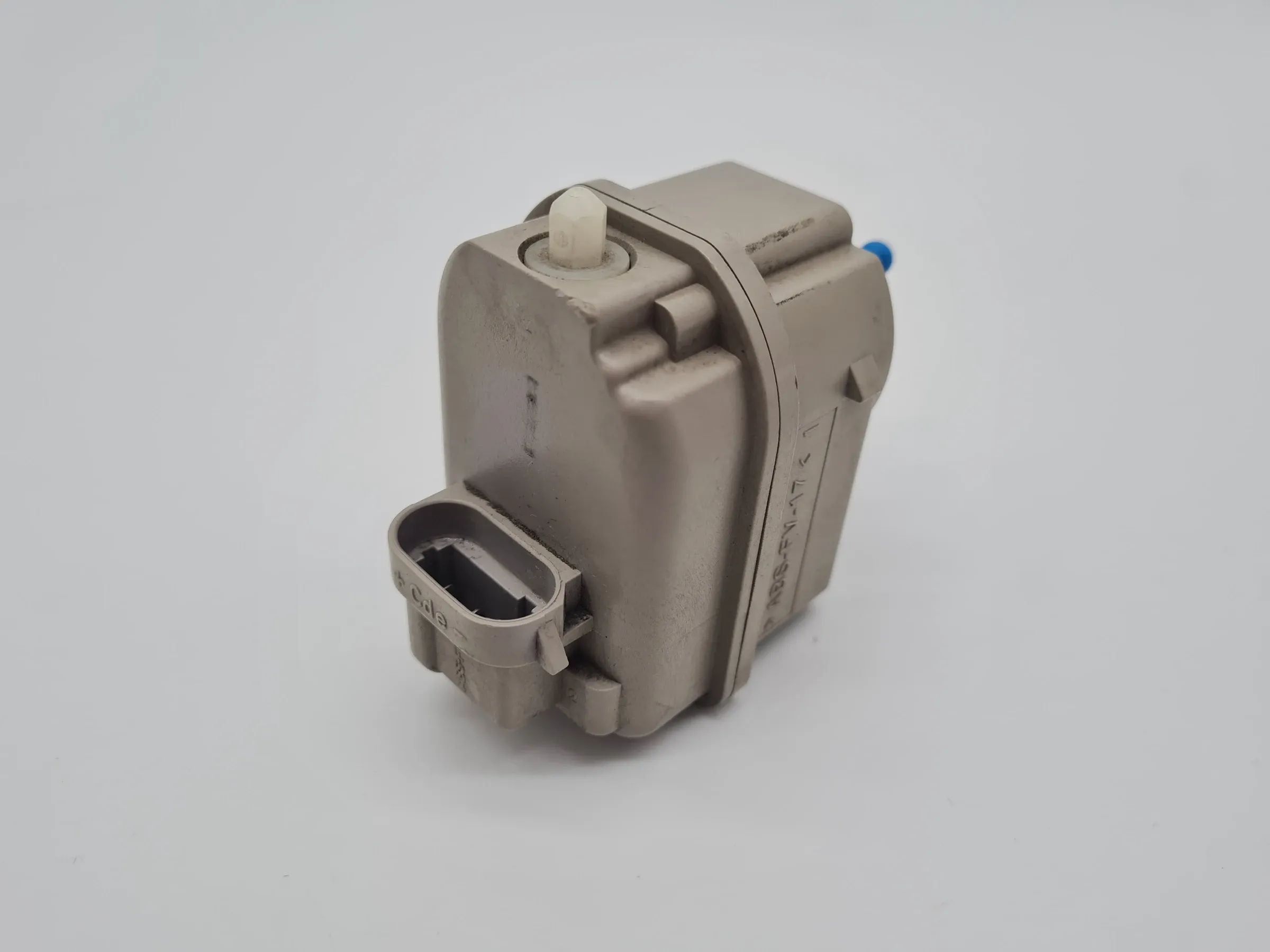 Original Renault Twingo I 1 (C06) Leuchtweitenregulierung LWR L/R 7700415343