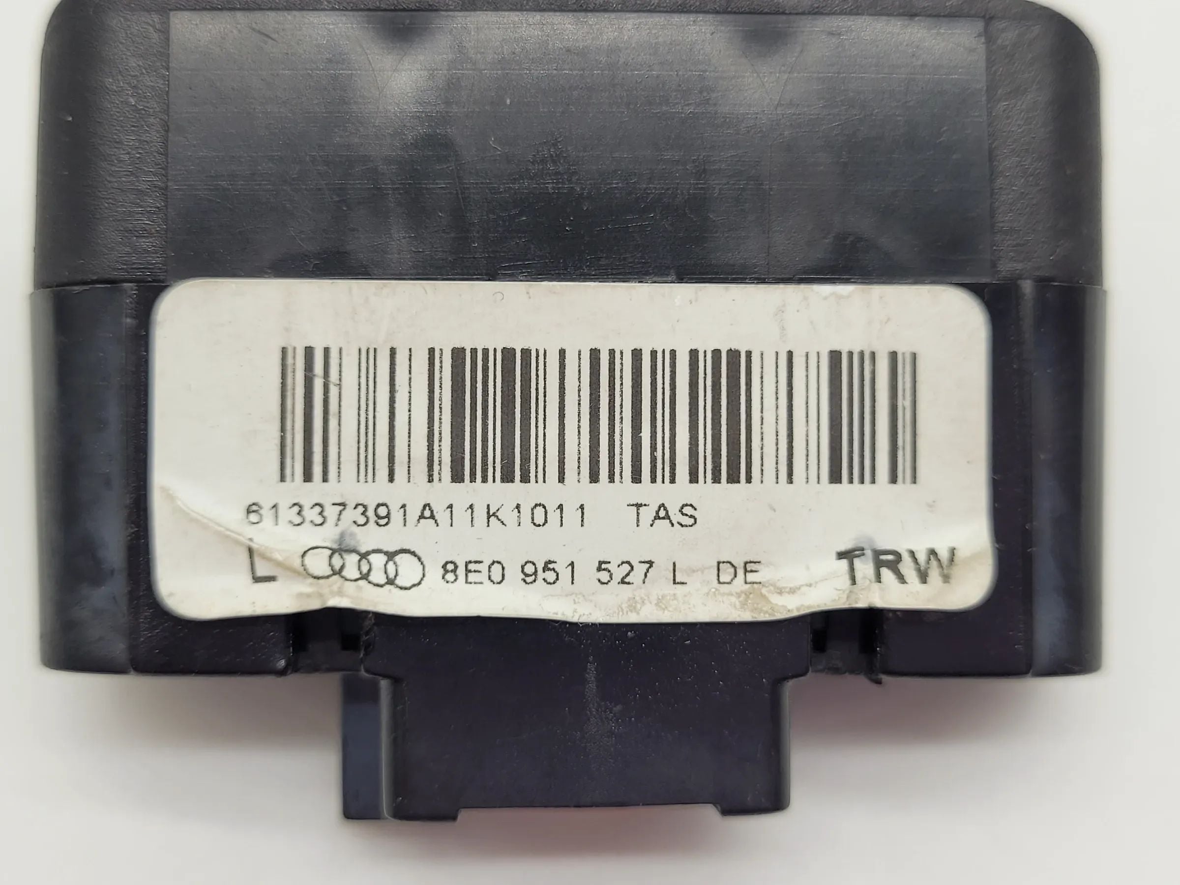 Audi A6 (4B) Multifunktionstaste Schalter Lenkrad 8E0951527L