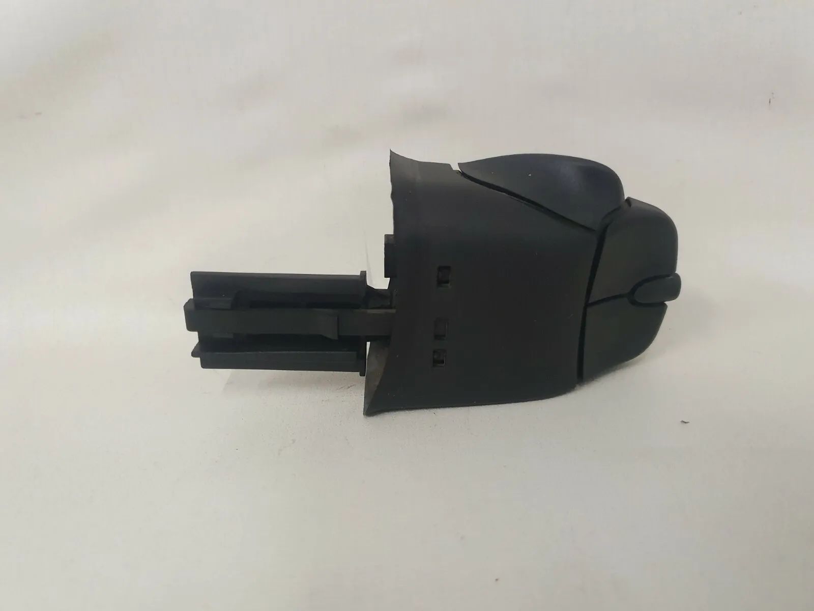 Original Ford Focus 98AB14K147AC Schalter Radiobedienteil G952A