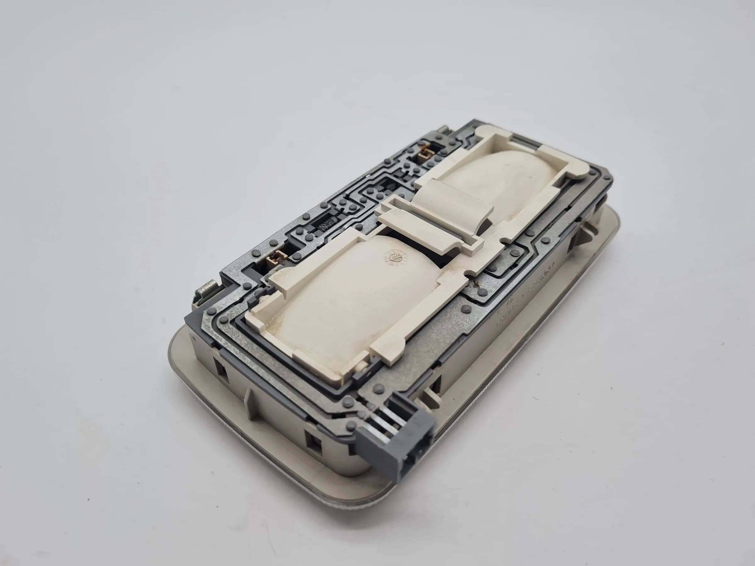 原装菲亚特Grande Punto (199) 室内照明灯 735244983