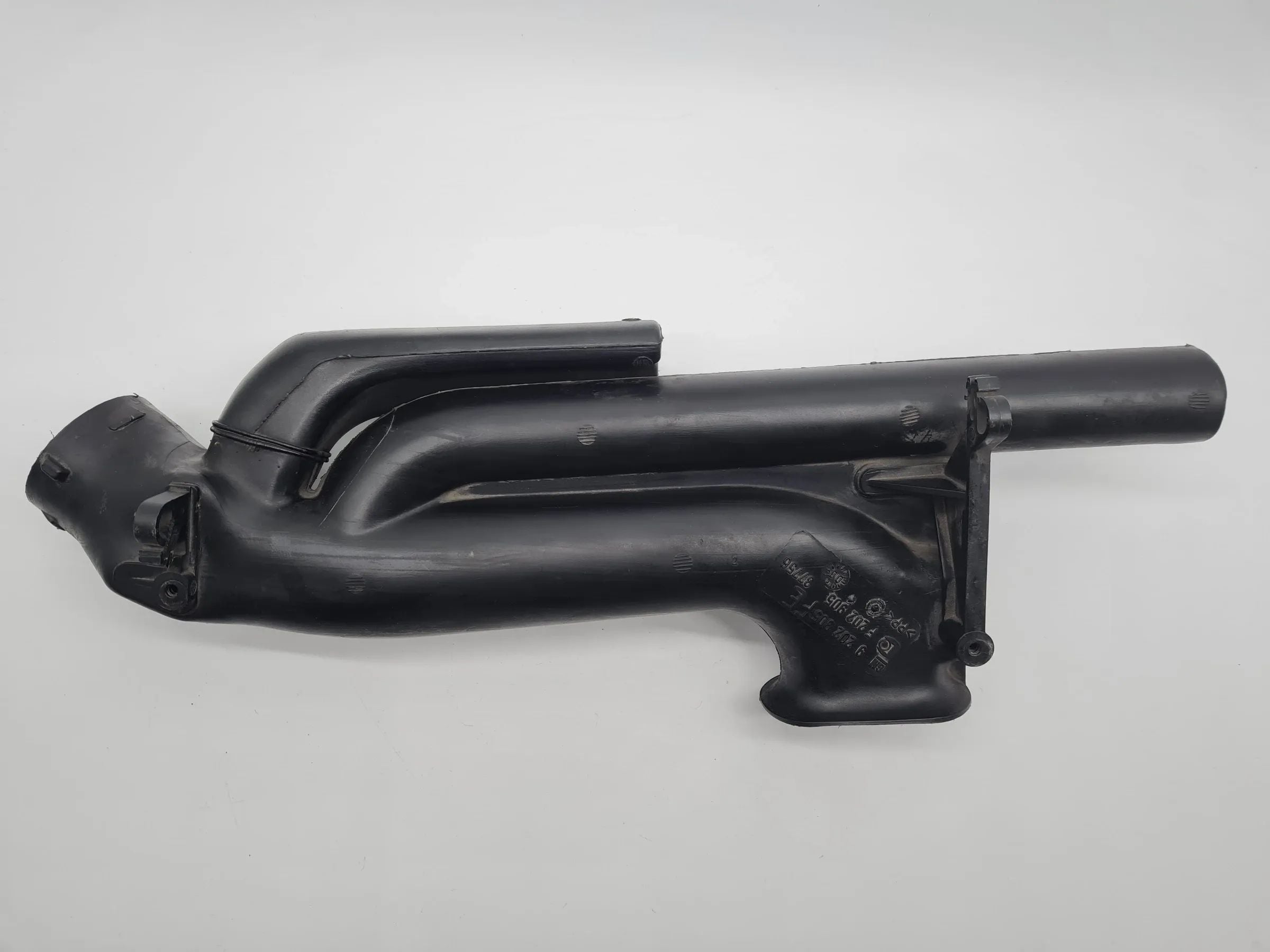 Original Opel Astra G (T98) Ansaugrohr zum Luftfilterkasten 9202905