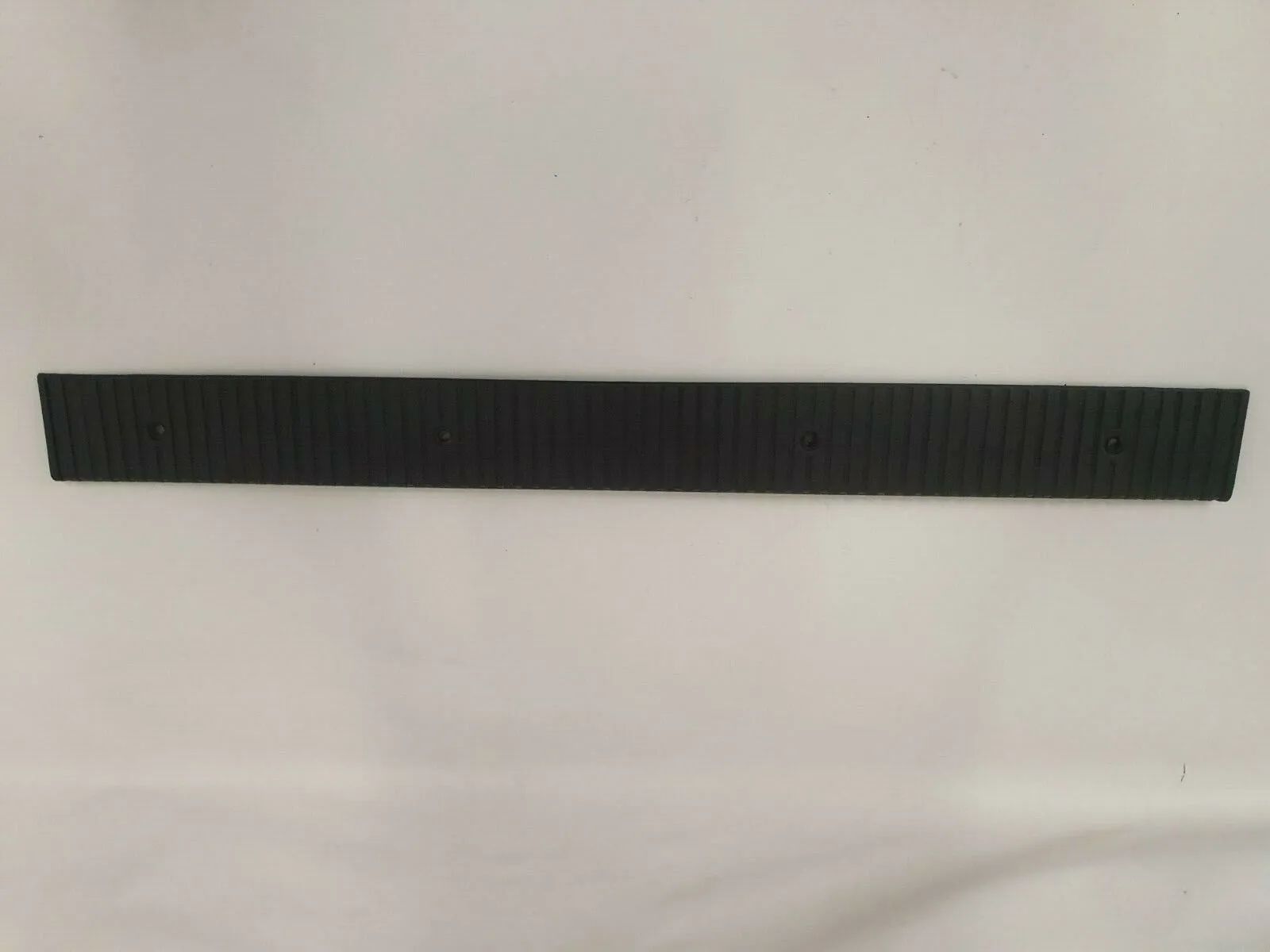 original 8955003370 Einstiegsleiste  innen Jeep Cherokee XJ links oder rechts