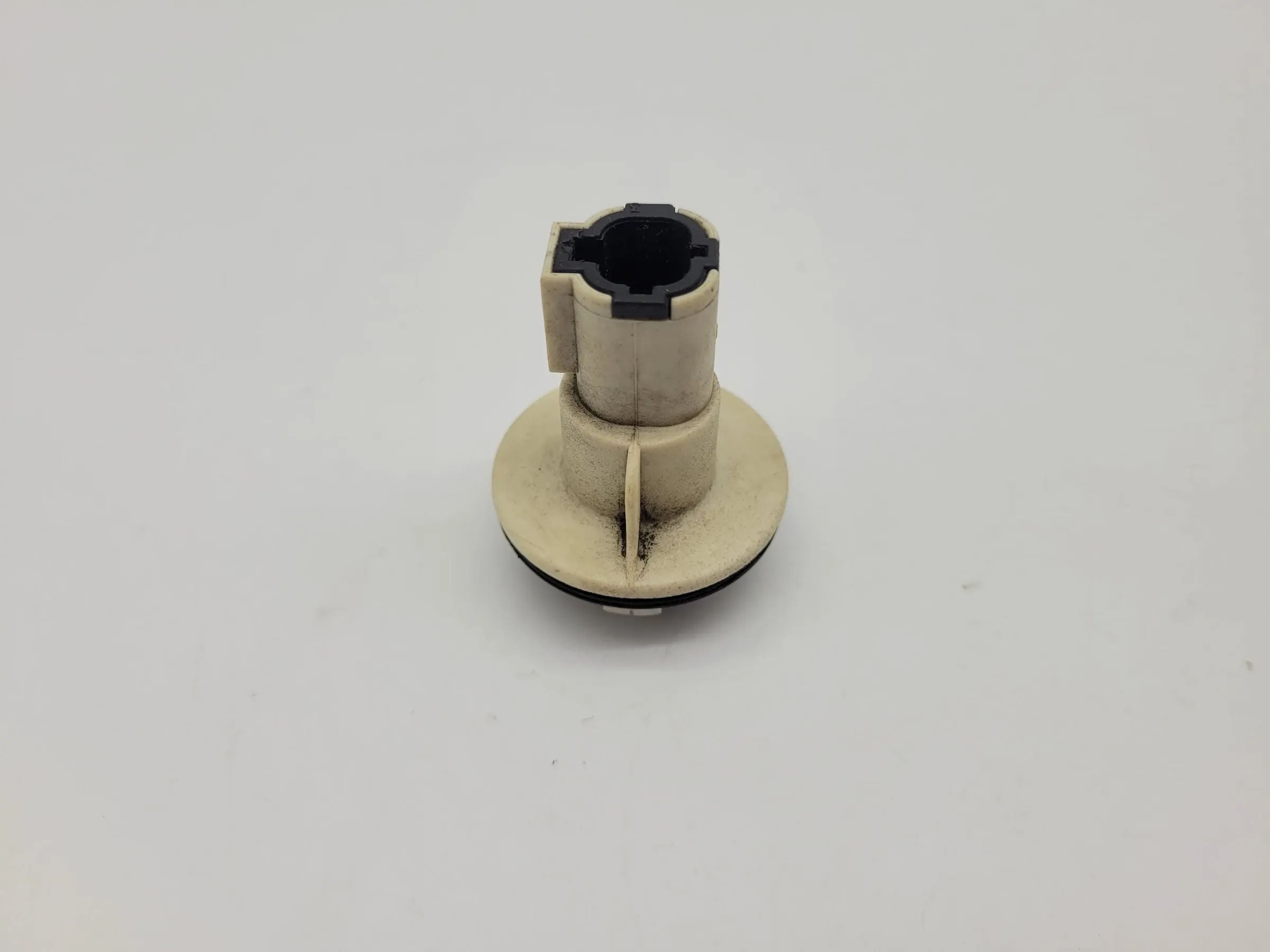 Original Nissan Micra II 2 (K11) Lampenträger / Fassung Blinker L/R