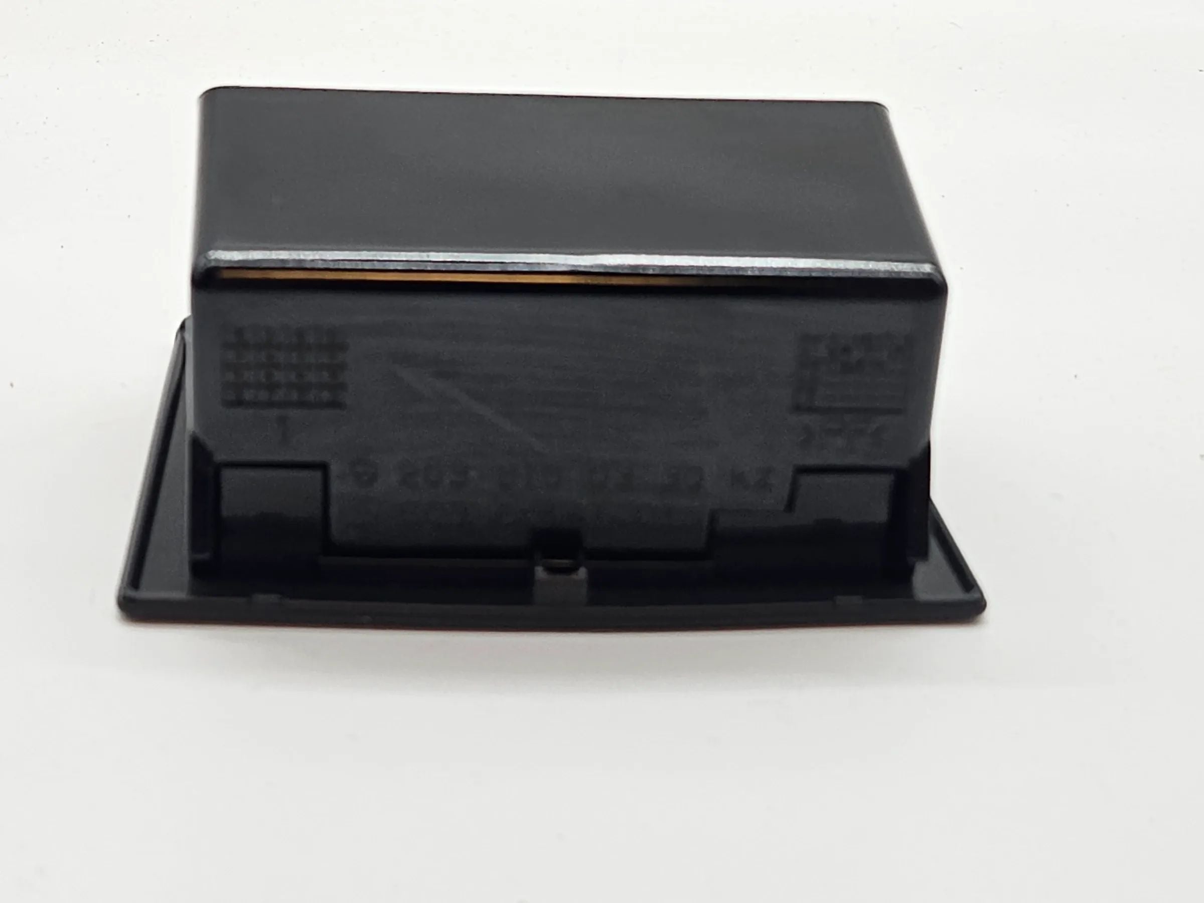 Original MERCEDES C-KLASSE COUPE CL 203 Aschenbecher hinten  2038100330