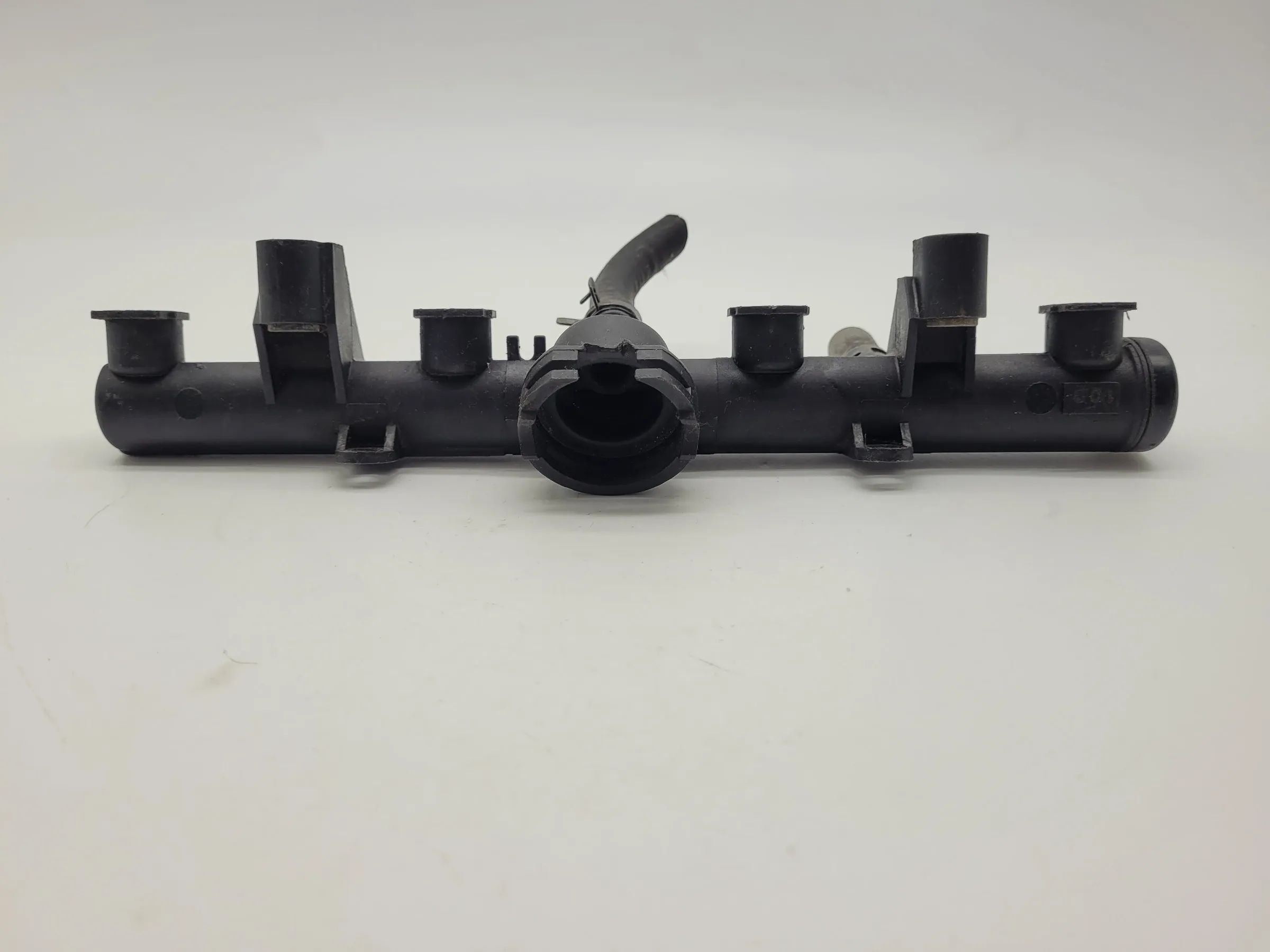 Original VW/Seat Polo/Lupo/Caddy/Arosa/Inca Kraftstoffverteiler 030133319AA