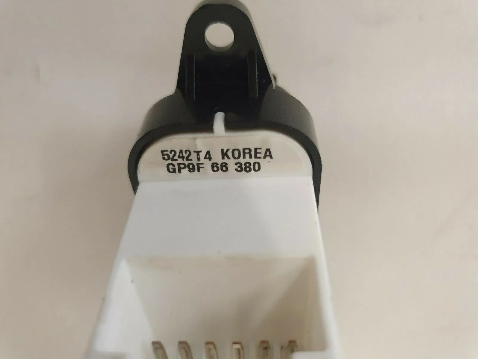 Original Mazda 6 (GY, GG) Bj.02-07 Schalter Fensterheber GP9F66380