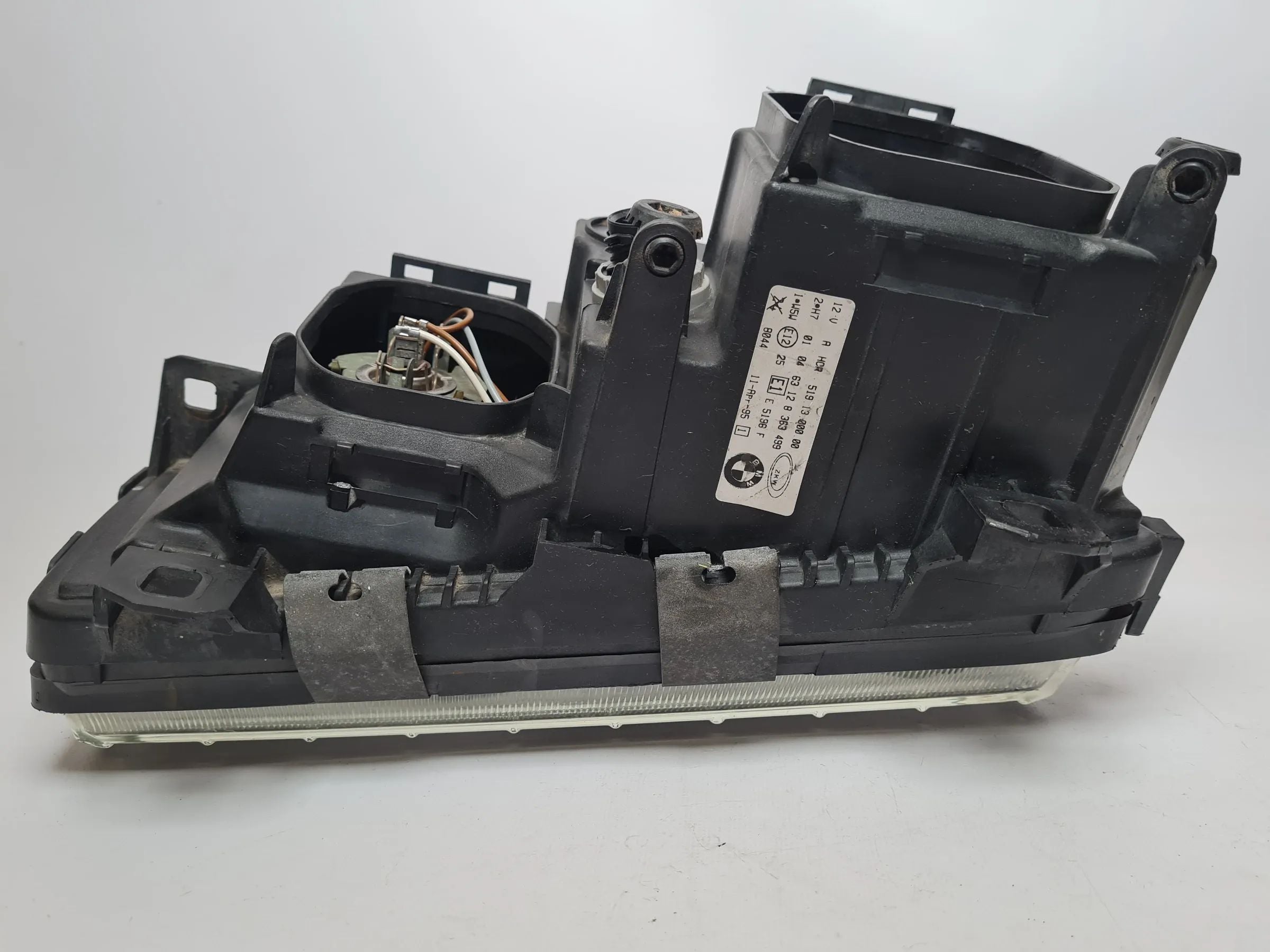 BMW 3er (E36) Scheinwerfer / Frontleuchte Links 63.12-8 353 543