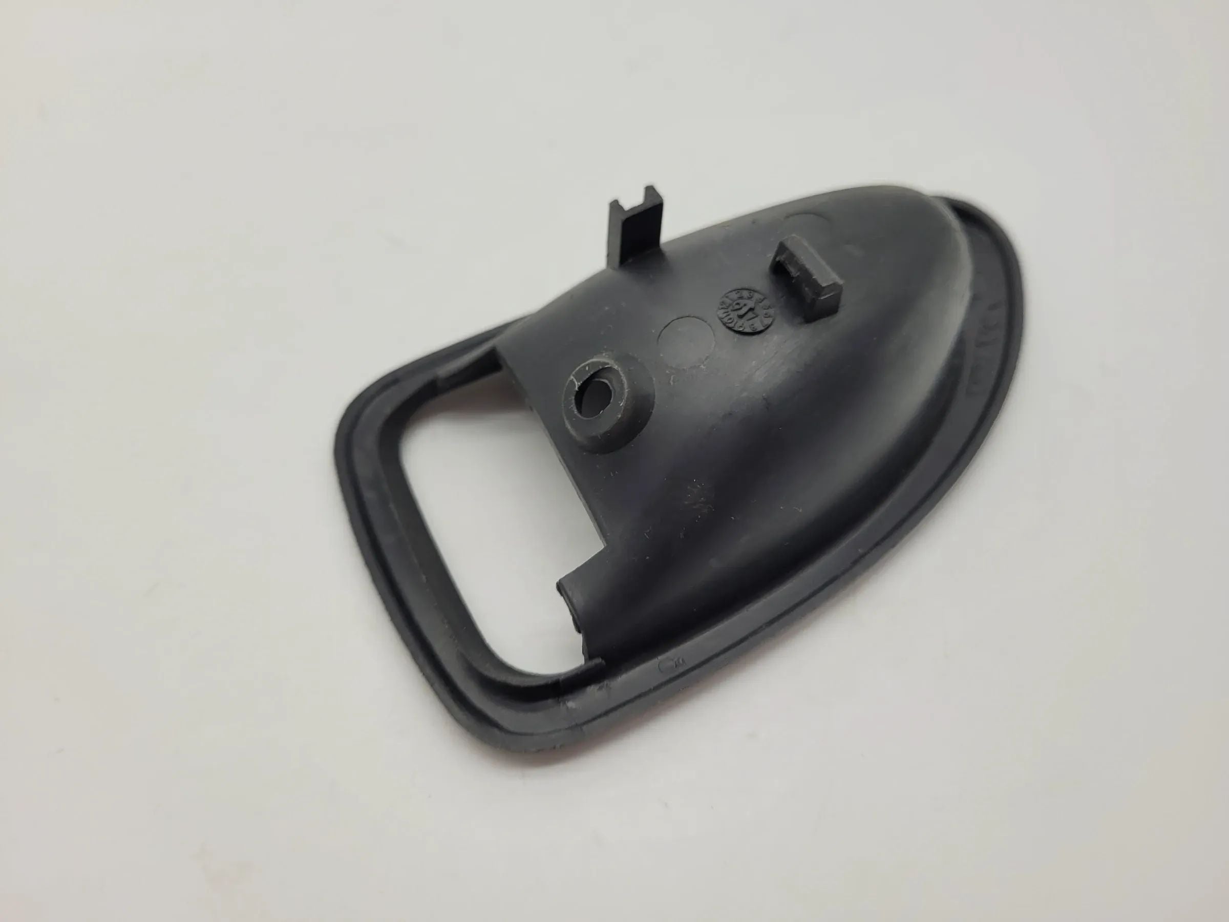 Original Volvo V40/S40 (644/645) Türgriffschale Vorne Links 814880