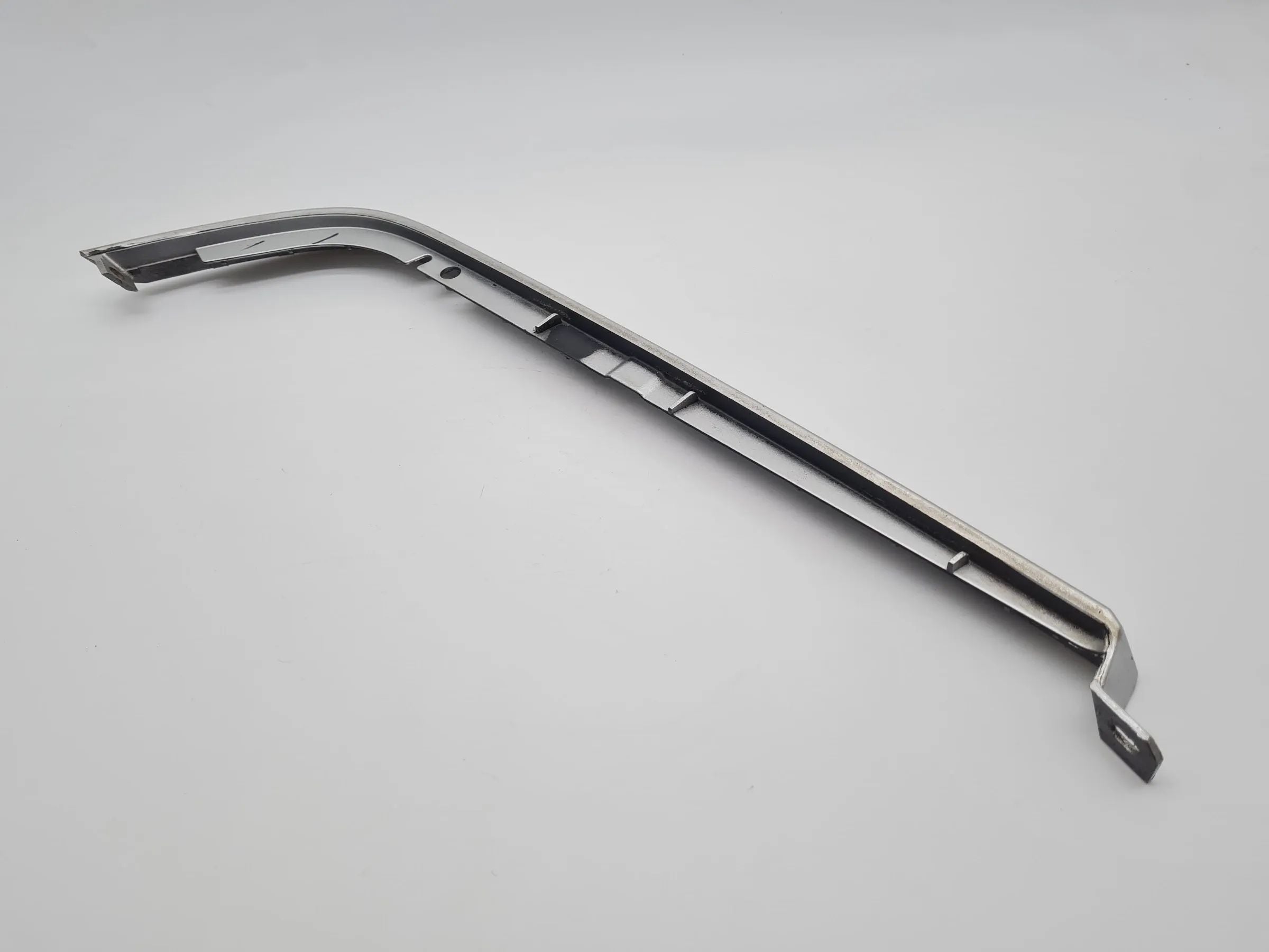 Original Mercedes-Benz C-Klasse W202 Scheinwerfer Leiste/Blende L. A2028260577