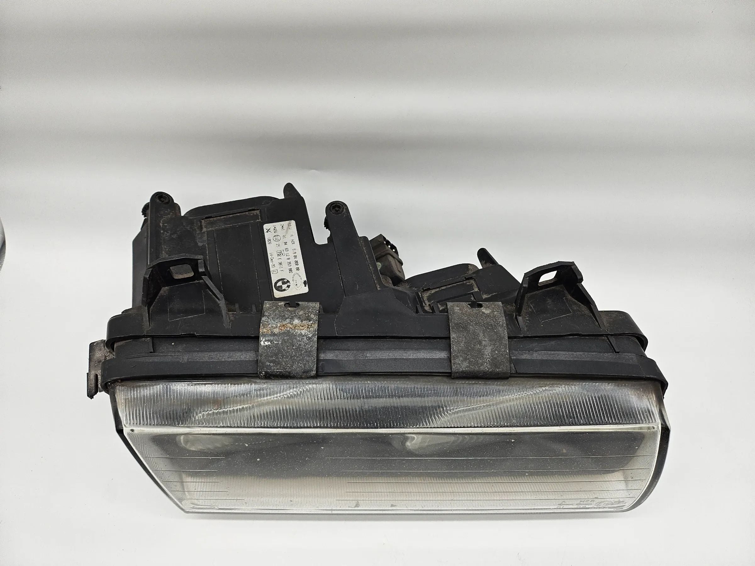 BMW E36 316 BJ98 75KW Faro Anteriore Destro con Motorino Regolazione VR 8353802