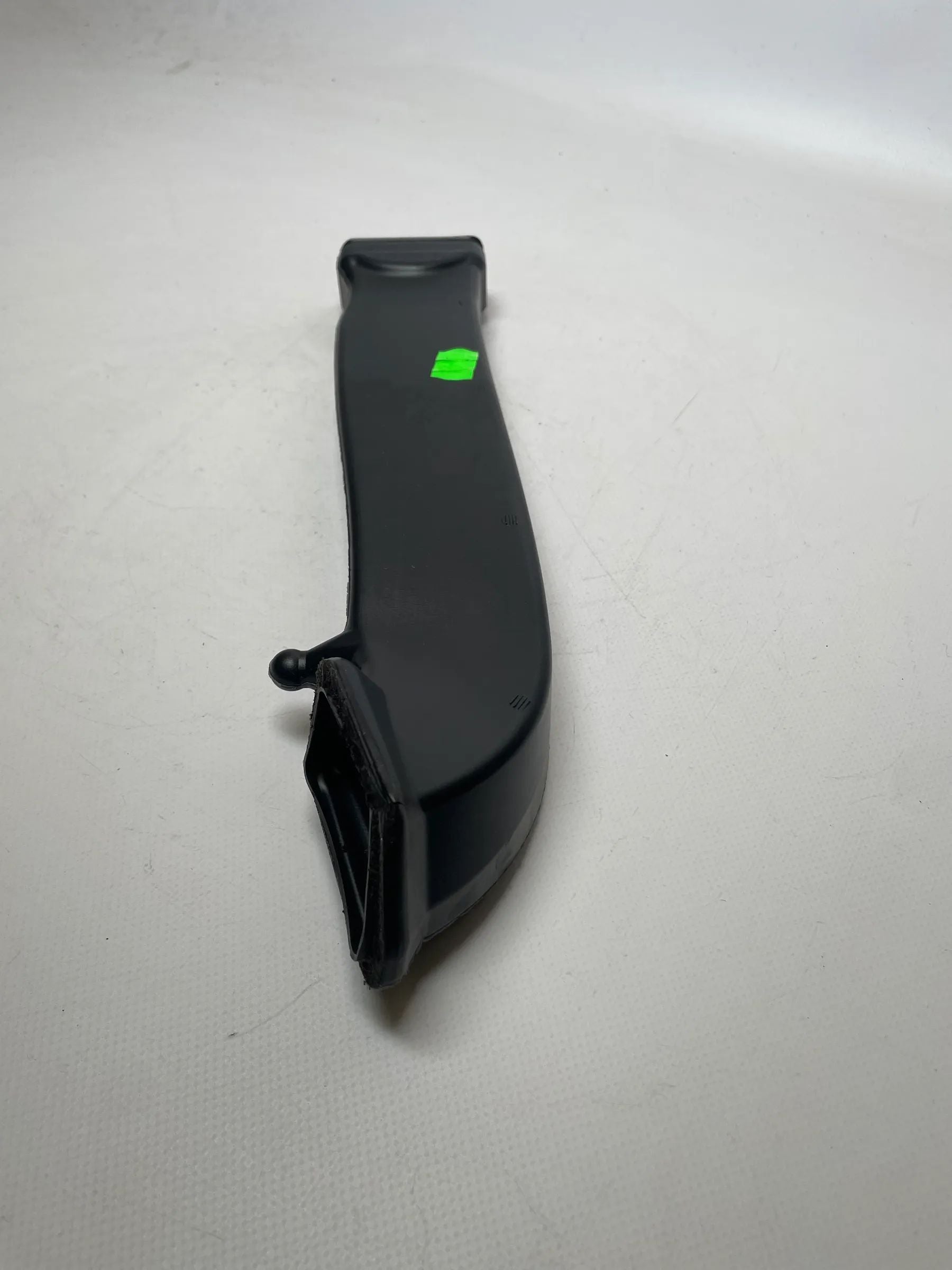 Original Mercedes-Benz C-Klasse (W203) Lüftungskanal Links A2038300123