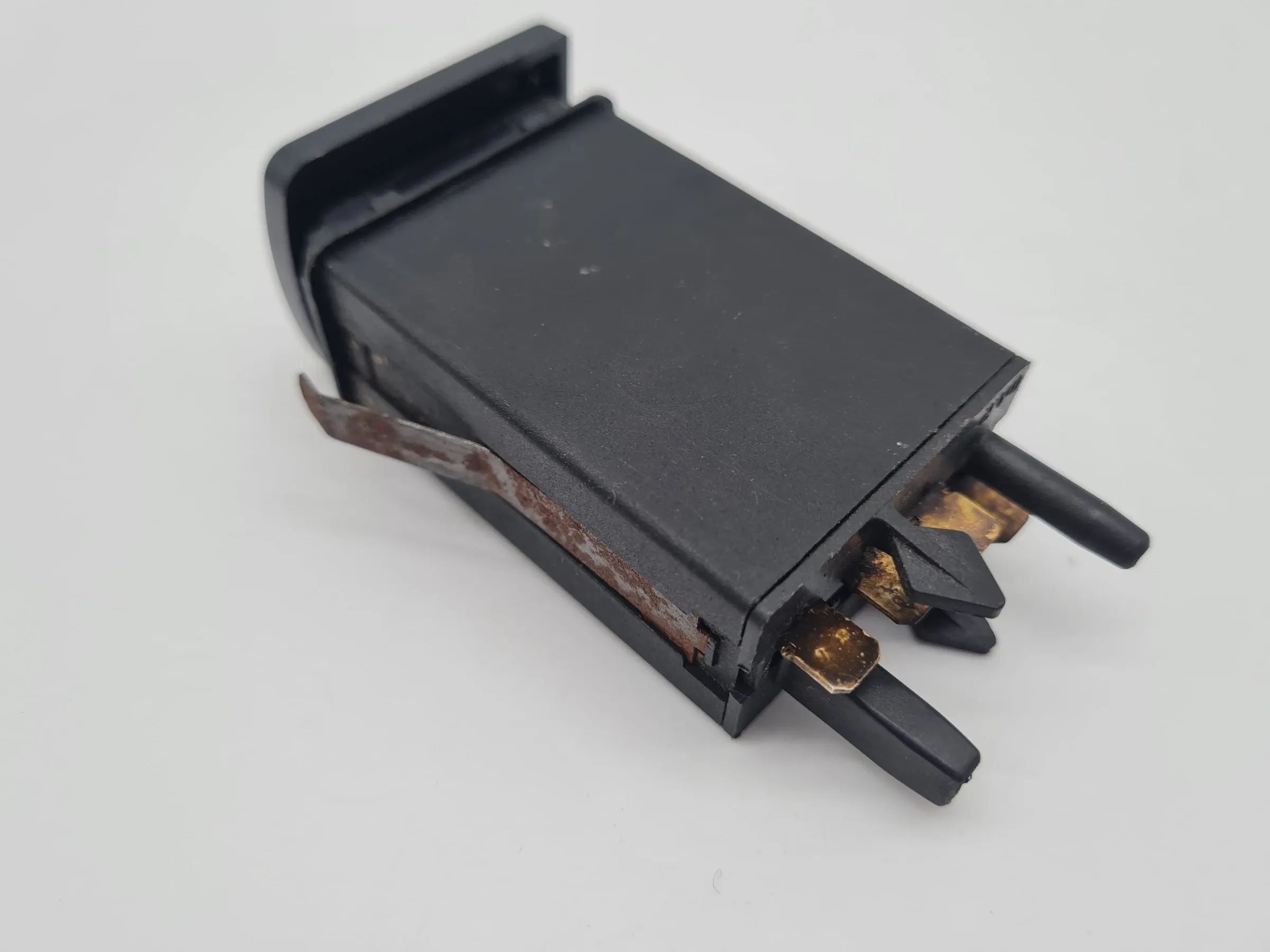 Original Audi A 3 (8L1) Schalter Heckscheibenheizung 8L0941503B