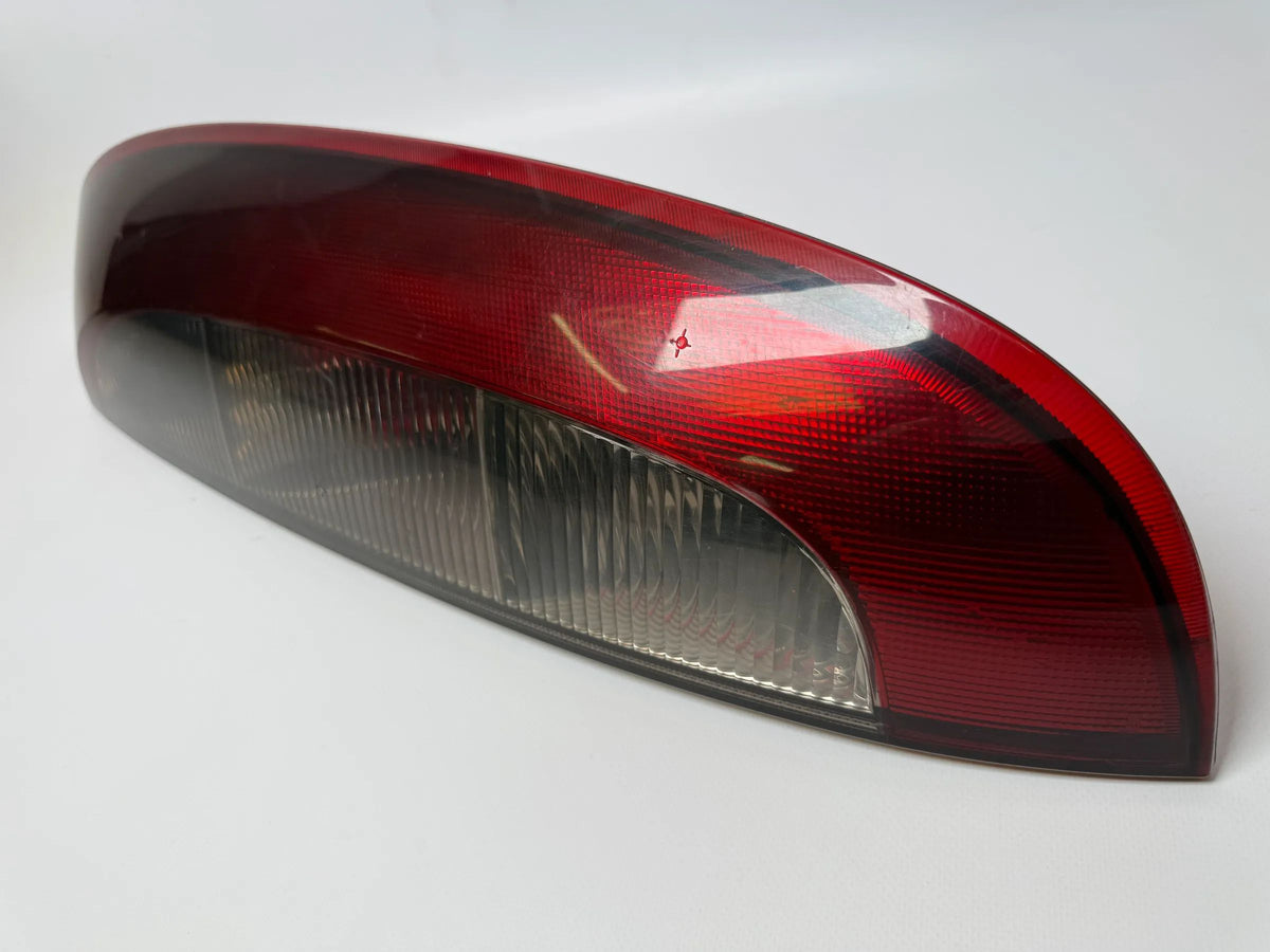Original Opel Corsa C X01 rear light right, Valeo 09114337 89302181 