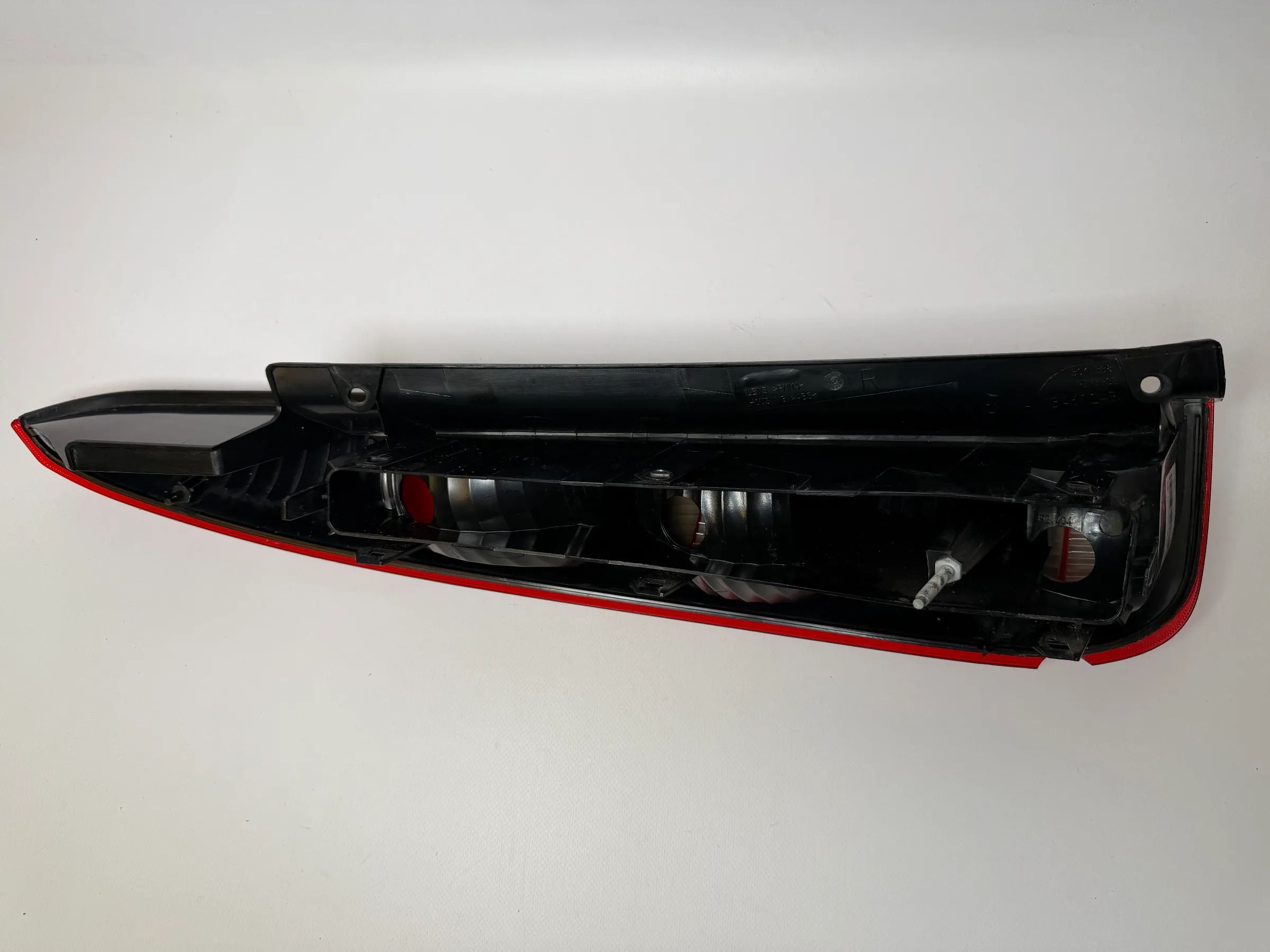 Originele Ford Fusion (JU) achterlicht achterlamp rechts 2N11-13A602-B / 2685734