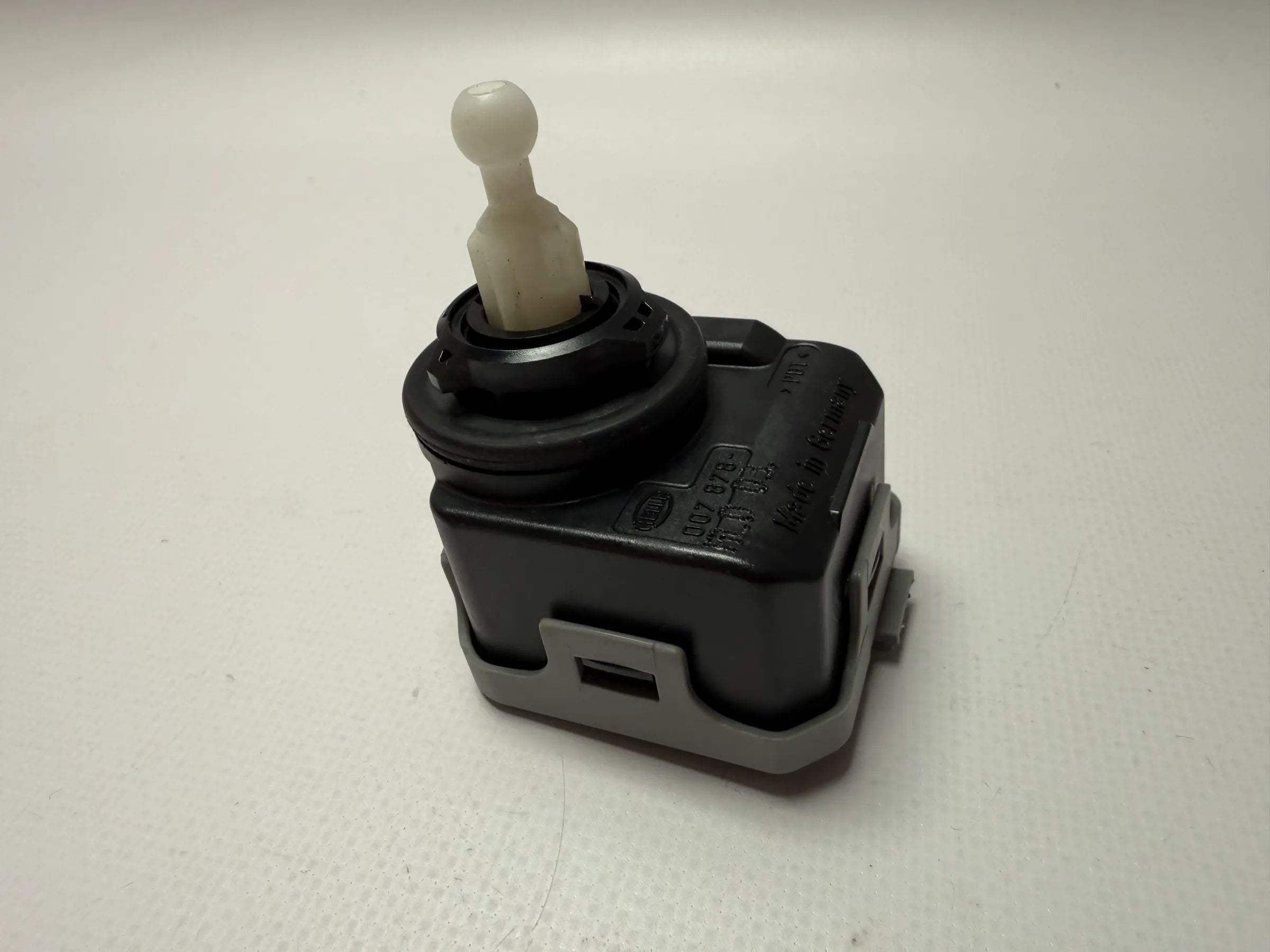 Original AUDI A6 SKODA FABIA headlight range adjustment LWR Valeo 6Y0 941 295 