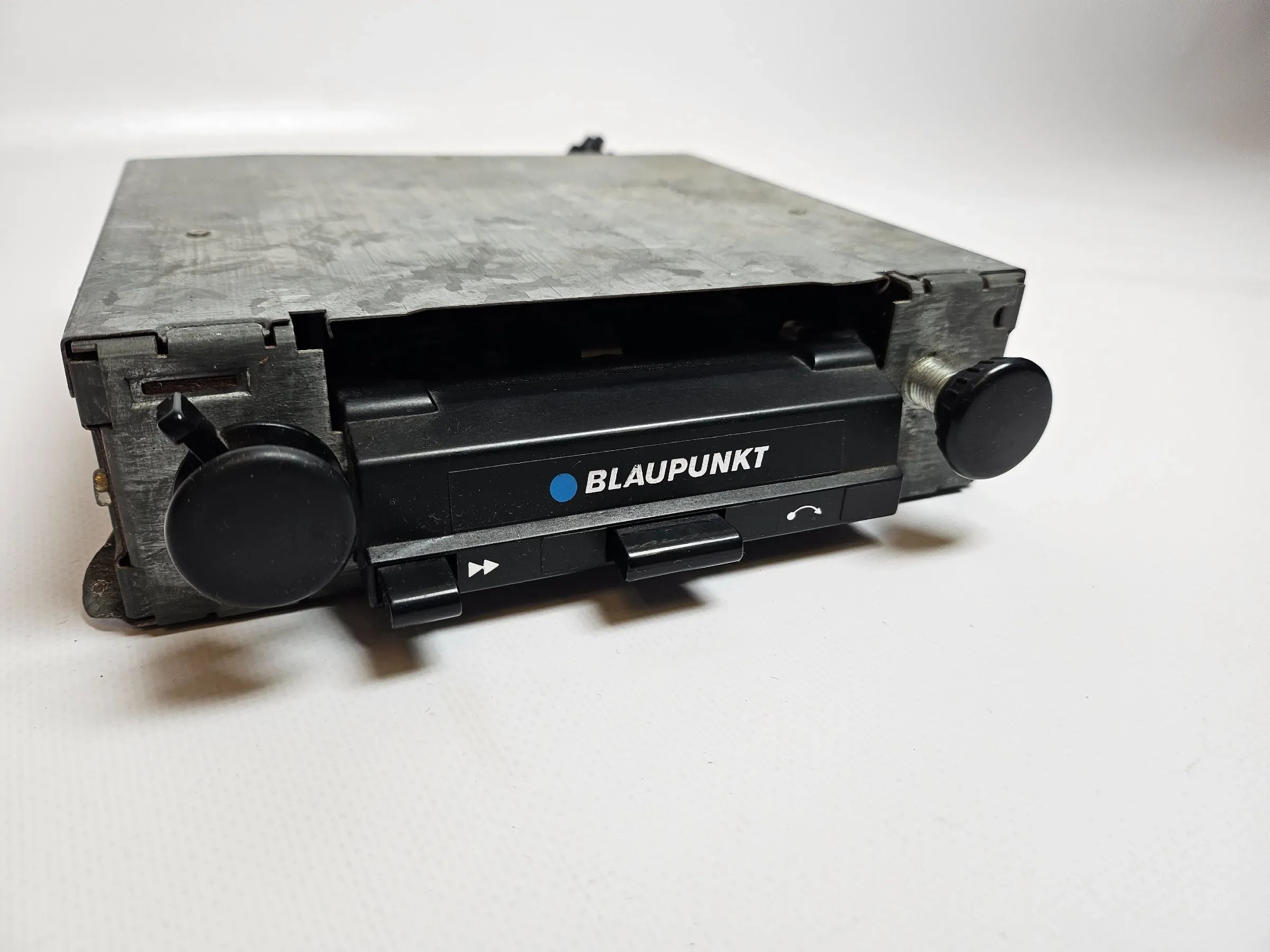 Oryginalne radio samochodowe Blaupunkt ACR 925 z kasetą 7633 903 000
