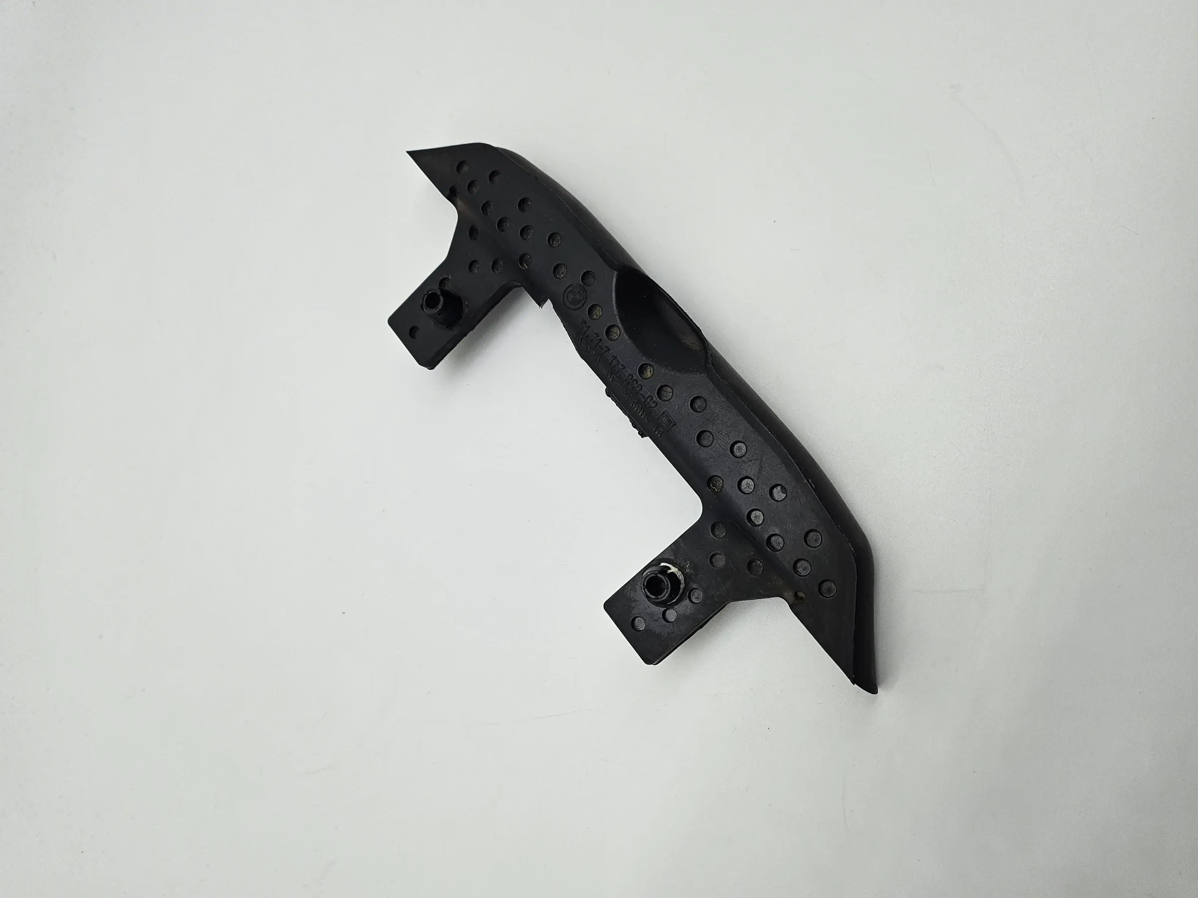 Guarnizione Cofano Motore Anteriore BMW Serie 3 E90 E91 7177869 51717177869