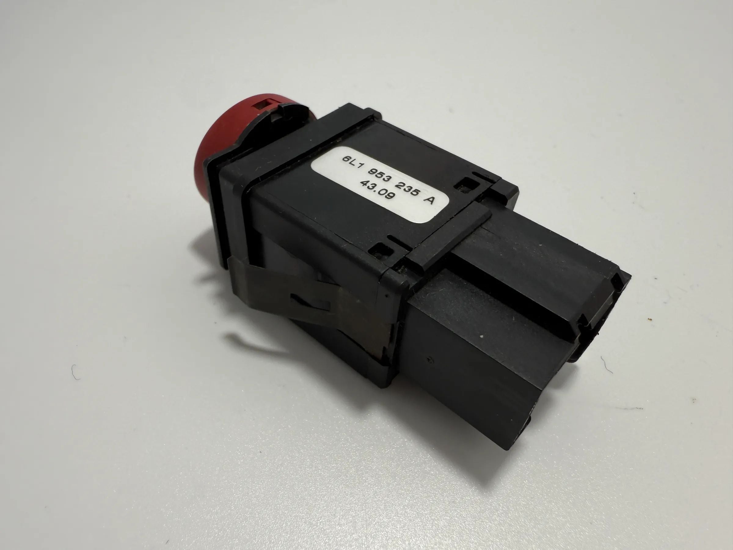 Original Seat Ibiza (6L1) III Warnblinkschalter Warnblinklicht 6L1953235A