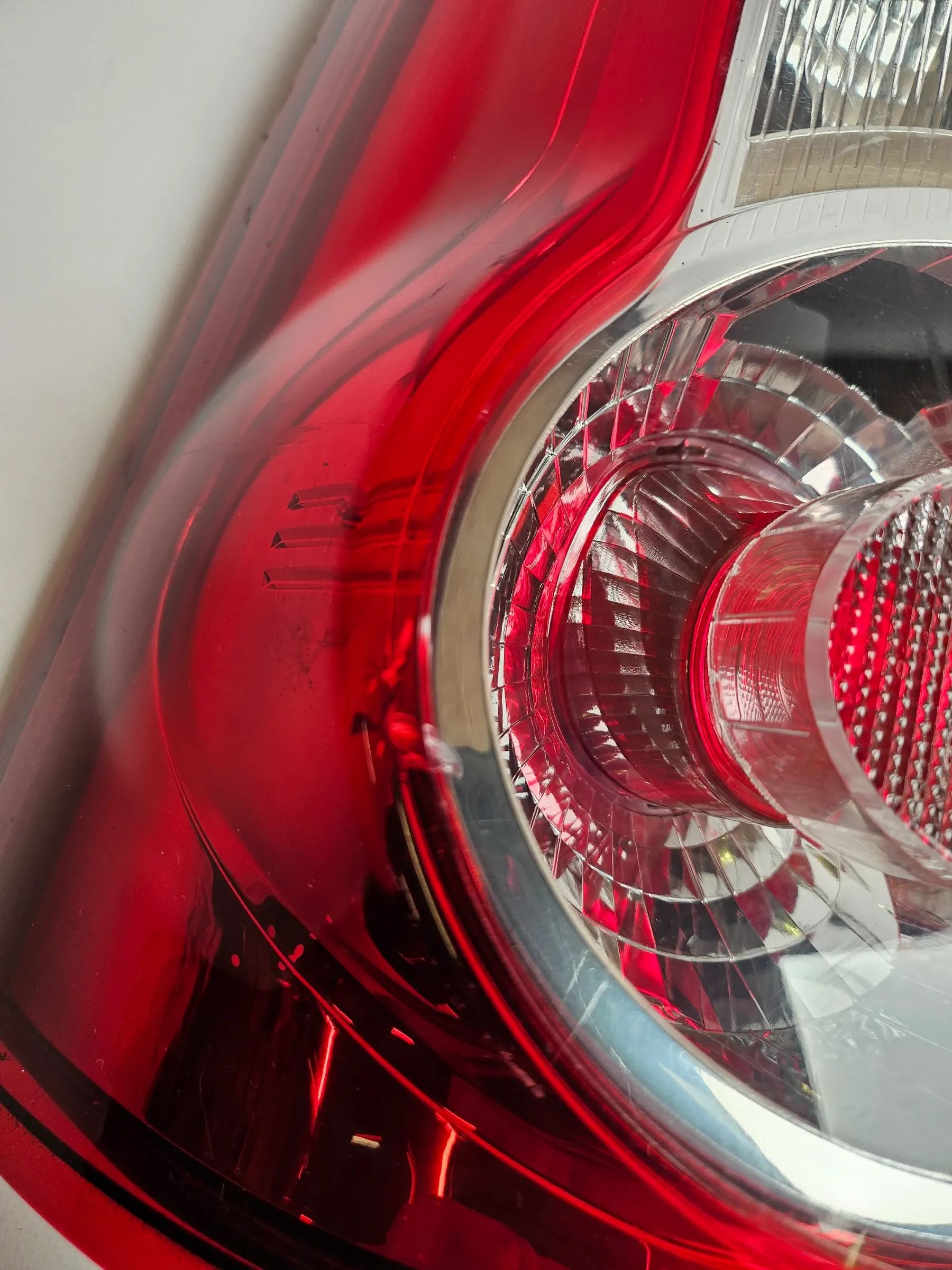 Oryginalna lampa tylna lewa Dacia Logan MCV (06–09) 89036237 8200413996