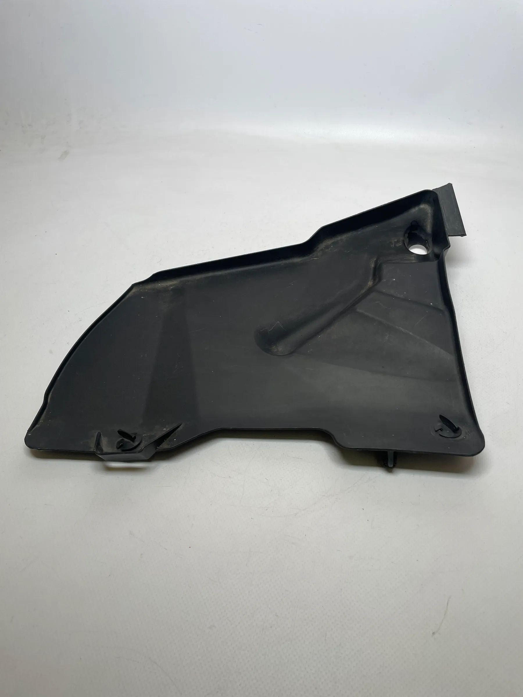 Original Mercedes C-Klasse (W203) Verkleidung Luftkanal 2038301513