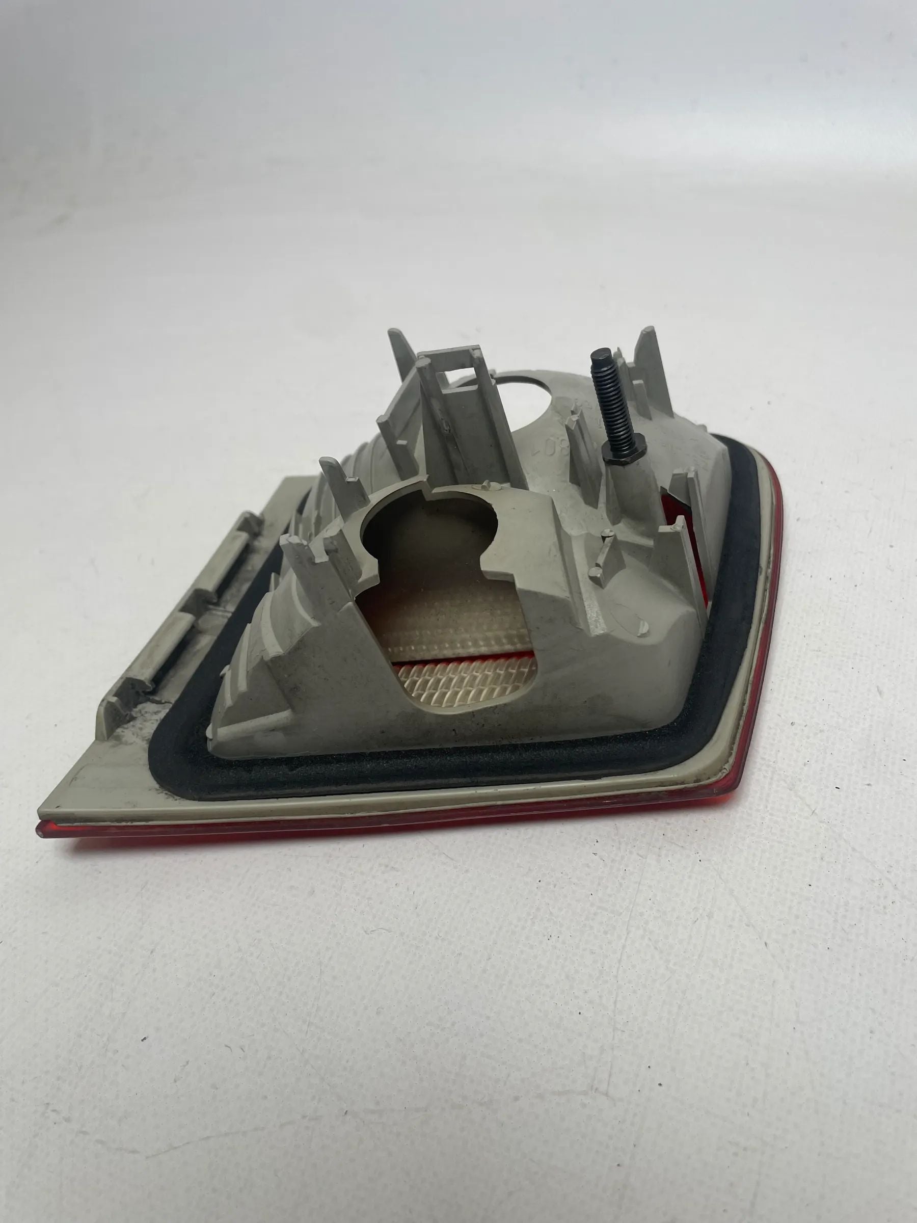 Original BMW 3er Touring (E46) Rückleucht Heckklappe Links Hinten 8368759