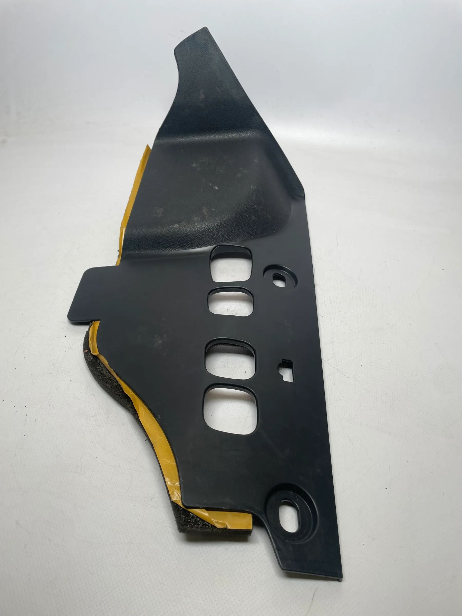 Original Opel Zafira (A05) Verkleidung Fußraum Rechts 13162526