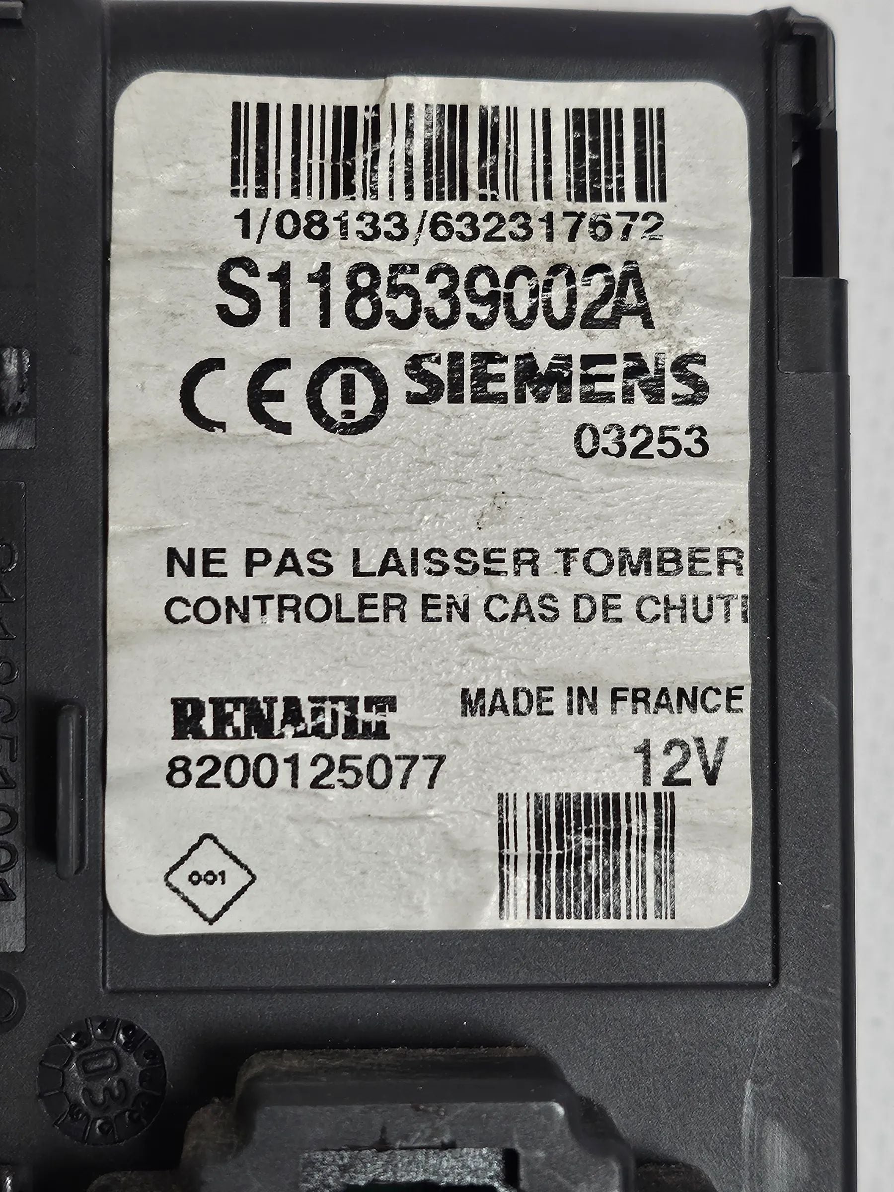 Oryginalny czytnik kart do Renault Scenic 8200125077