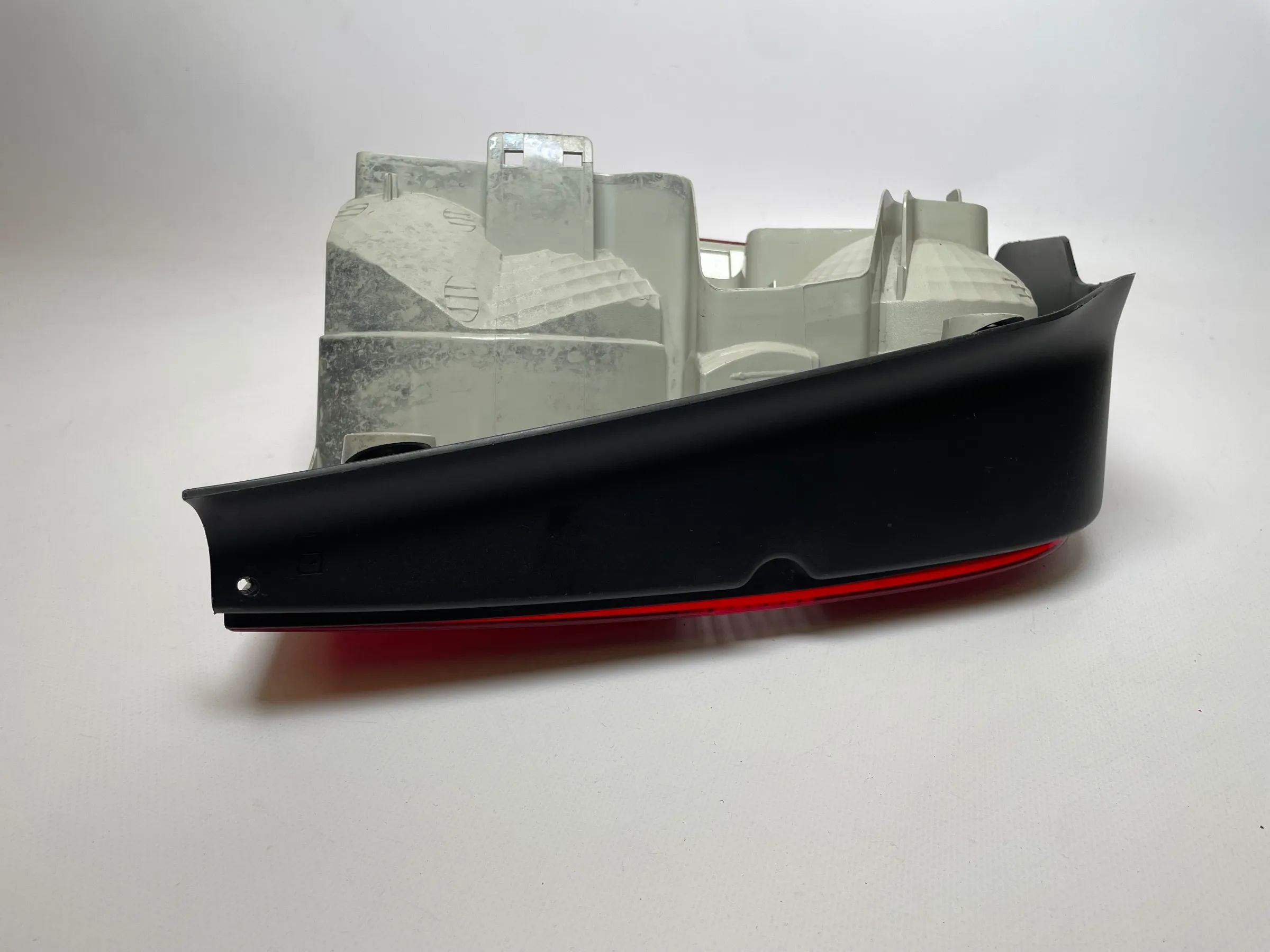 Original Volkswagen Touran (1T1/1T2) Rückleuchte Rechts Hinten 1T0945096C