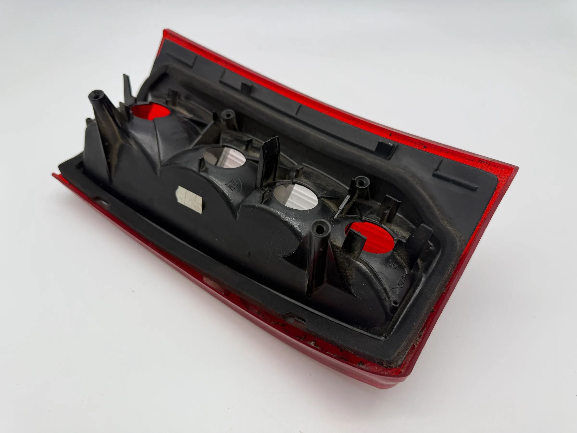 Original Opel Omega B (V94) Rücklicht / Rückleuchte Rechts 143572