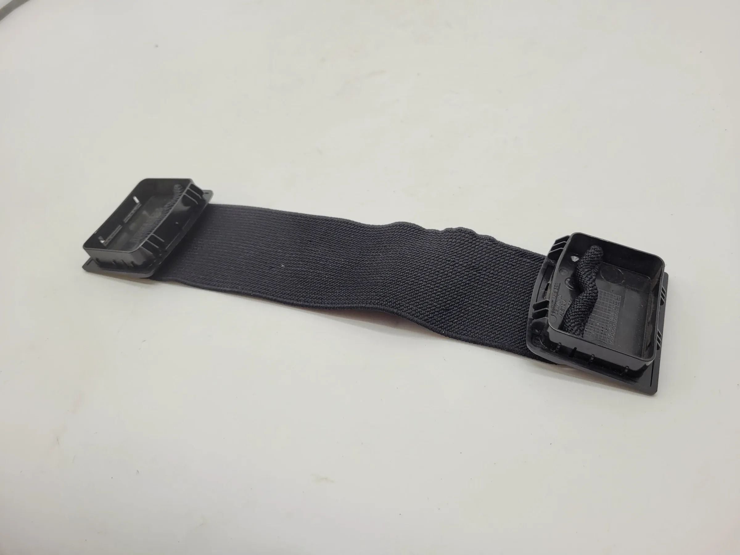 BMW 3er E90/E91 Haken Kleiderhaken Band Kofferraum 51.47-7148694 Original