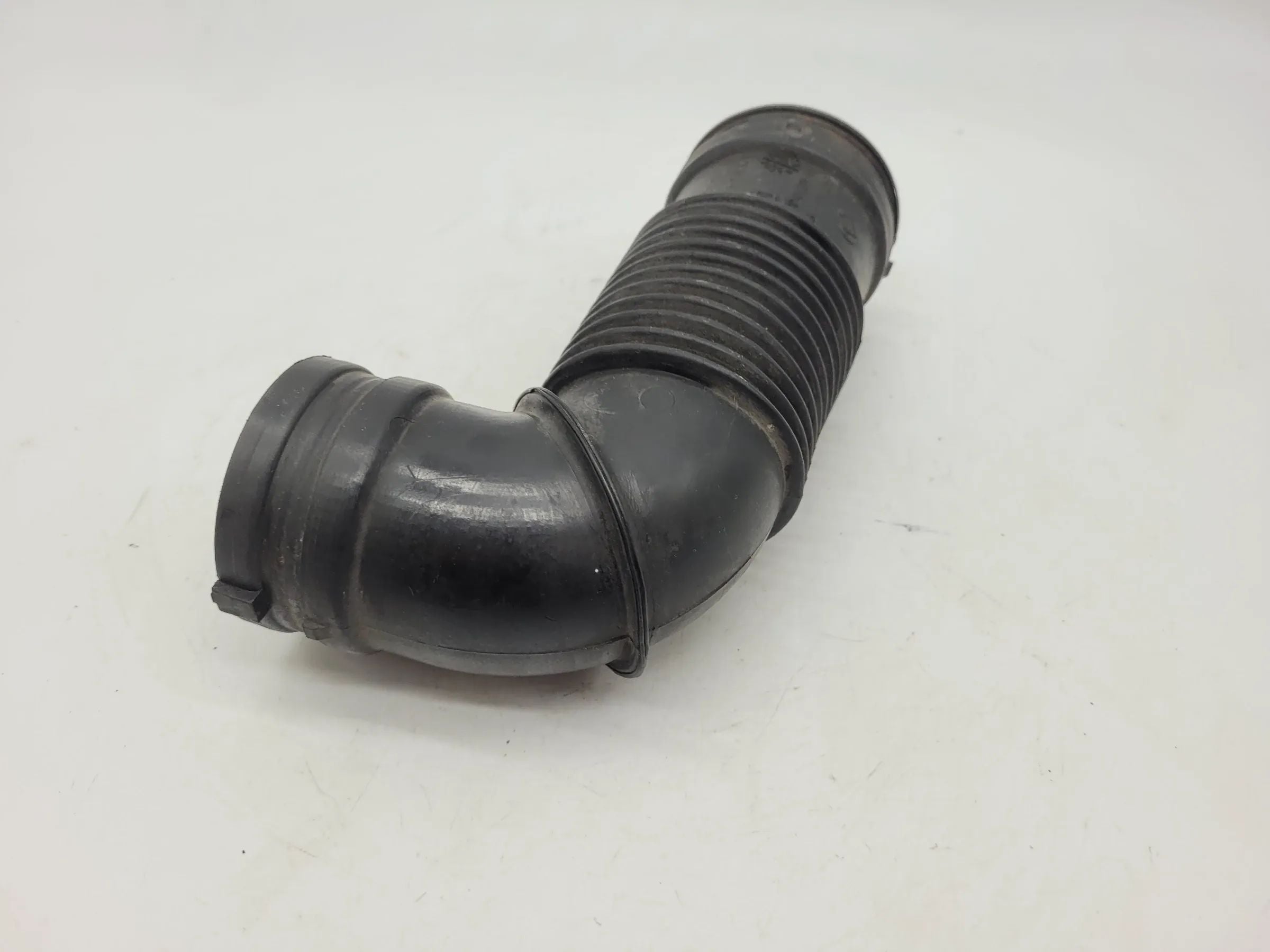 Fiat Punto 188 1,9 JTD Luftfilter Ansaugschlauch 46529089 Original