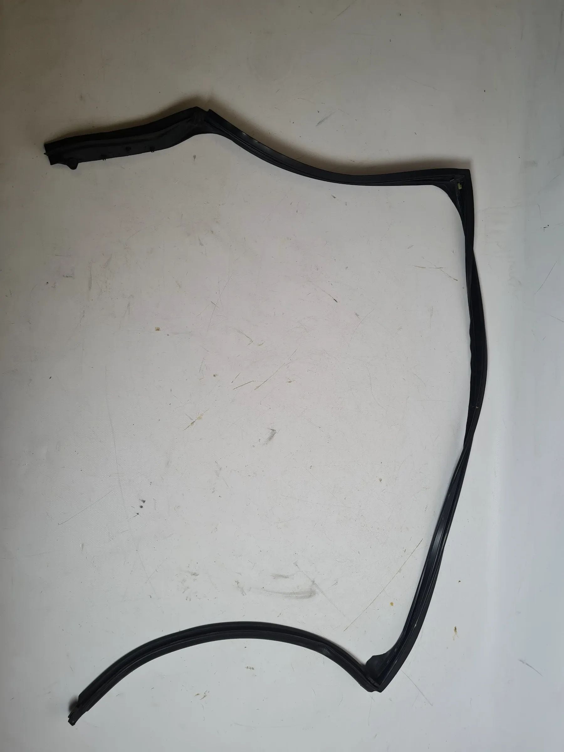 Junta original BMW Serie 5 (E60/E61) ventana puerta trasera derecha 7057448