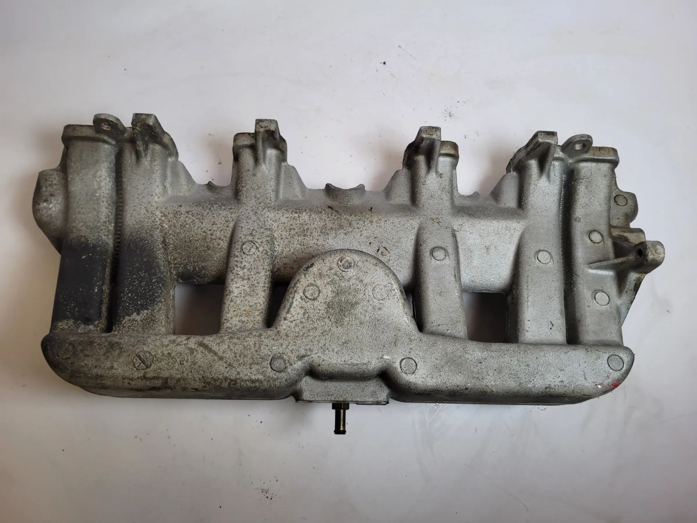 Jeep Cherokee / Wrangler 2 XJ/TJ Ansaugbrücke Ansaugkrümmer 33007067 Original