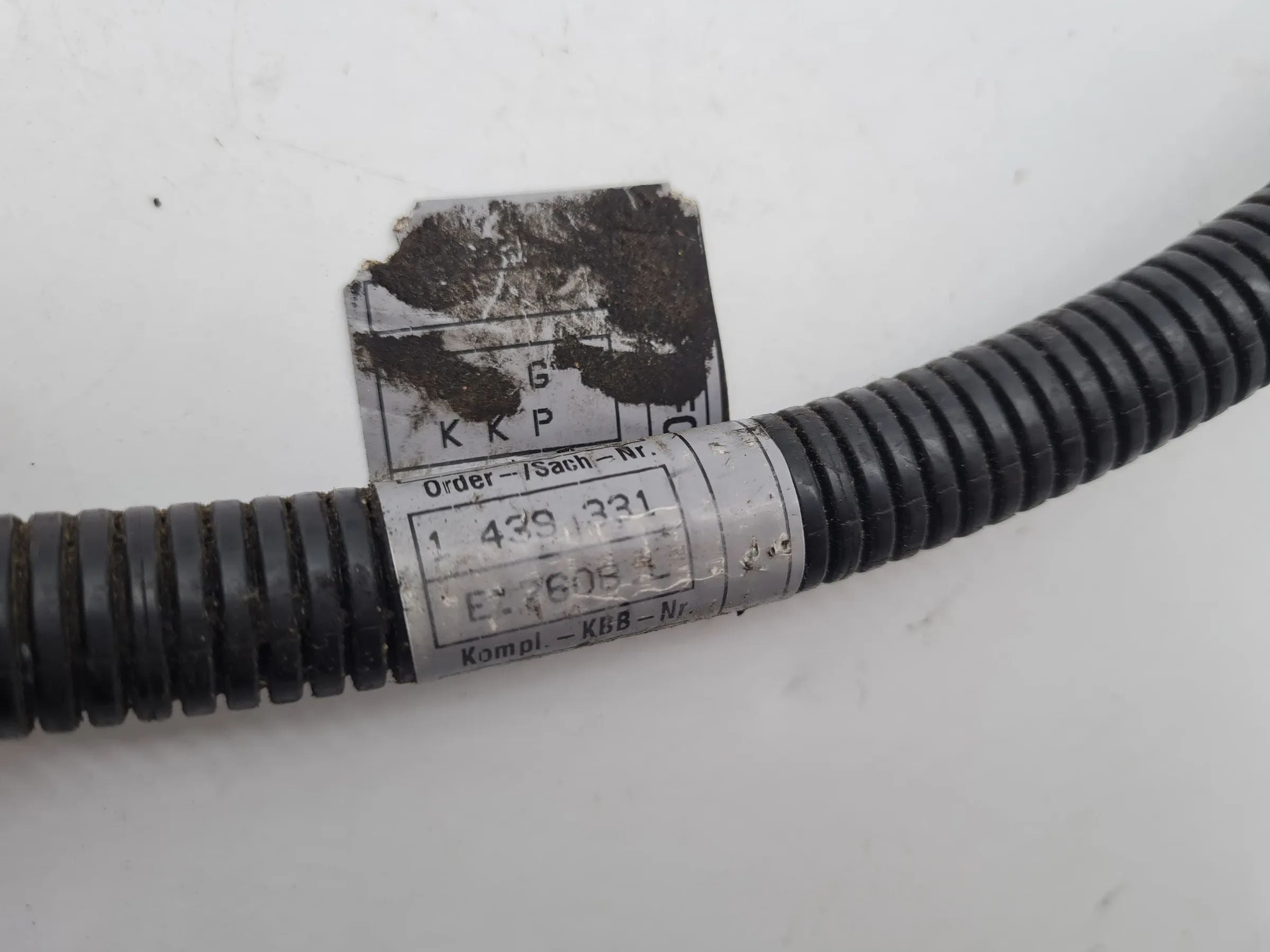 Original BMW 5er E39 バッテリープラスケーブル スタータ ジェネレーター 1439331
