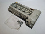 ฝาปิดวาล์วของแท้ Mercedes C-Klasse CL203 ฝาครอบหัวลูกสูบ A1110101730