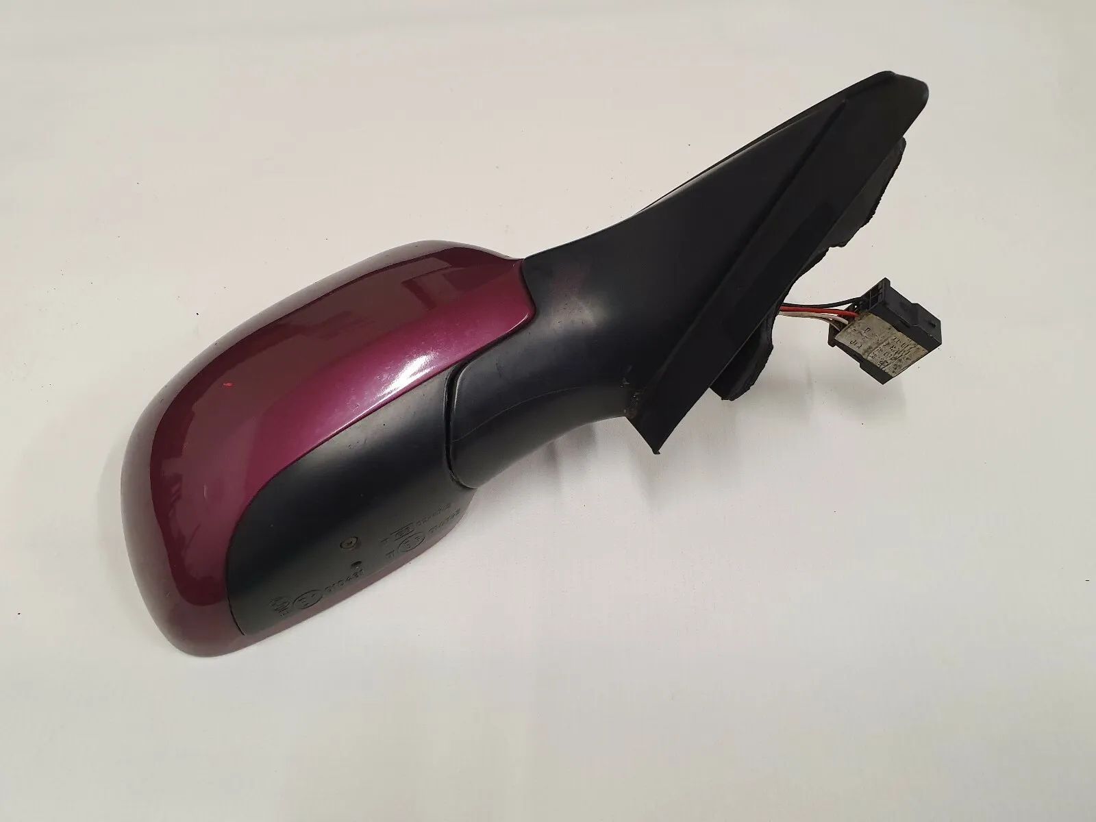 Oryginalne lusterko zewnętrzne Audi A4 B5 94-99 elektryczne prawe LY7M RS0225402