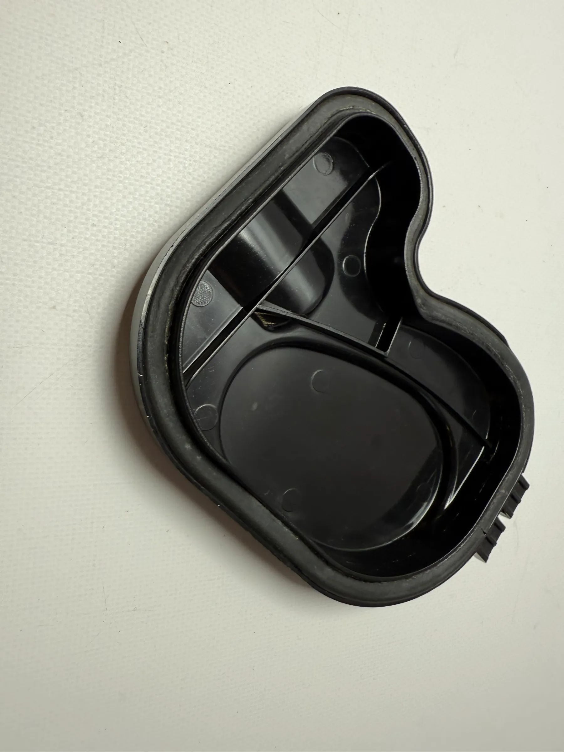 Original VW Golf etc. Headlight cover left Valeo 1J1941607B 