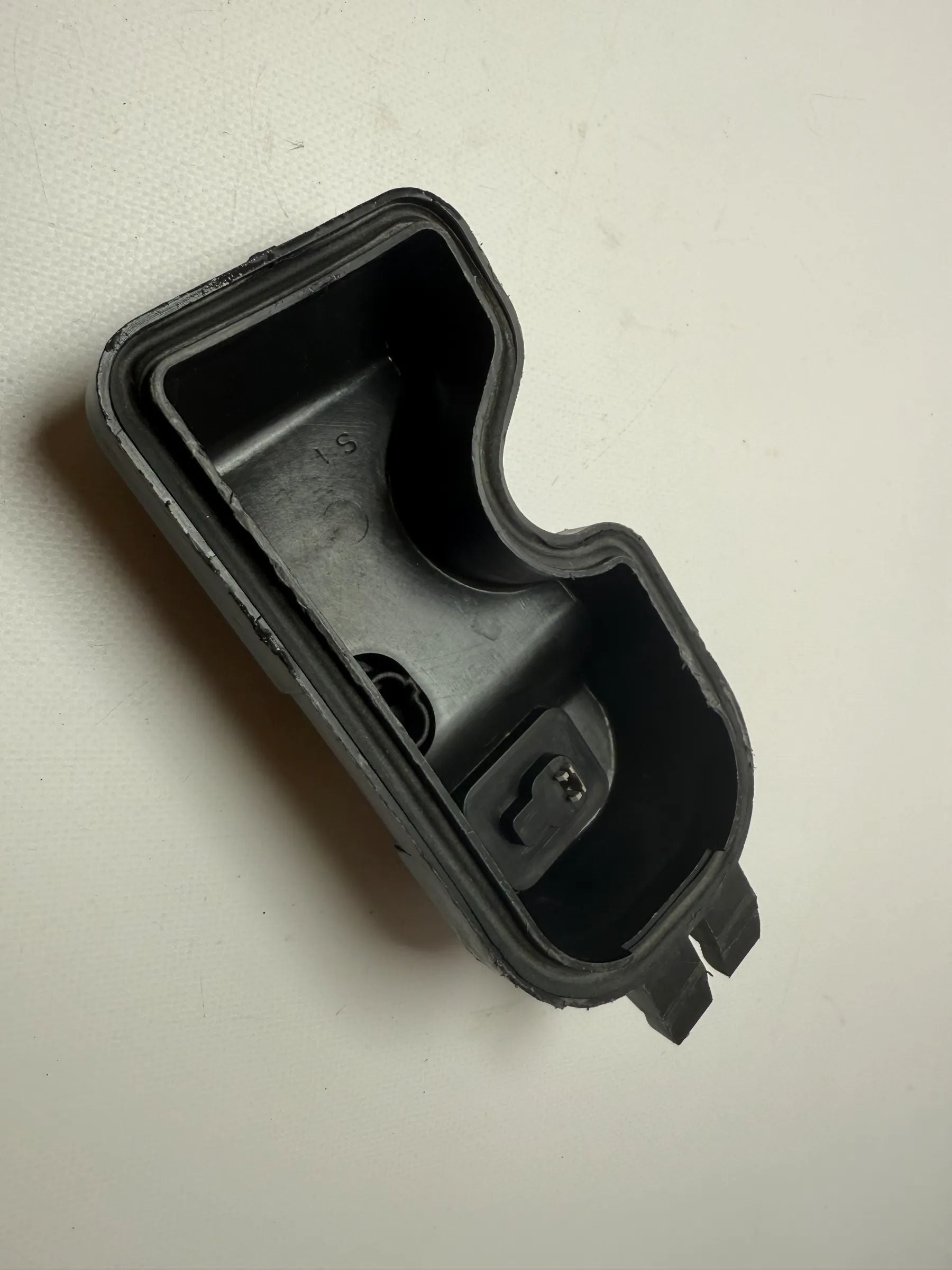อะไหล่แท้ FIAT Punto ฝาครอบไฟหน้า ซ้าย 89100568 001 SX