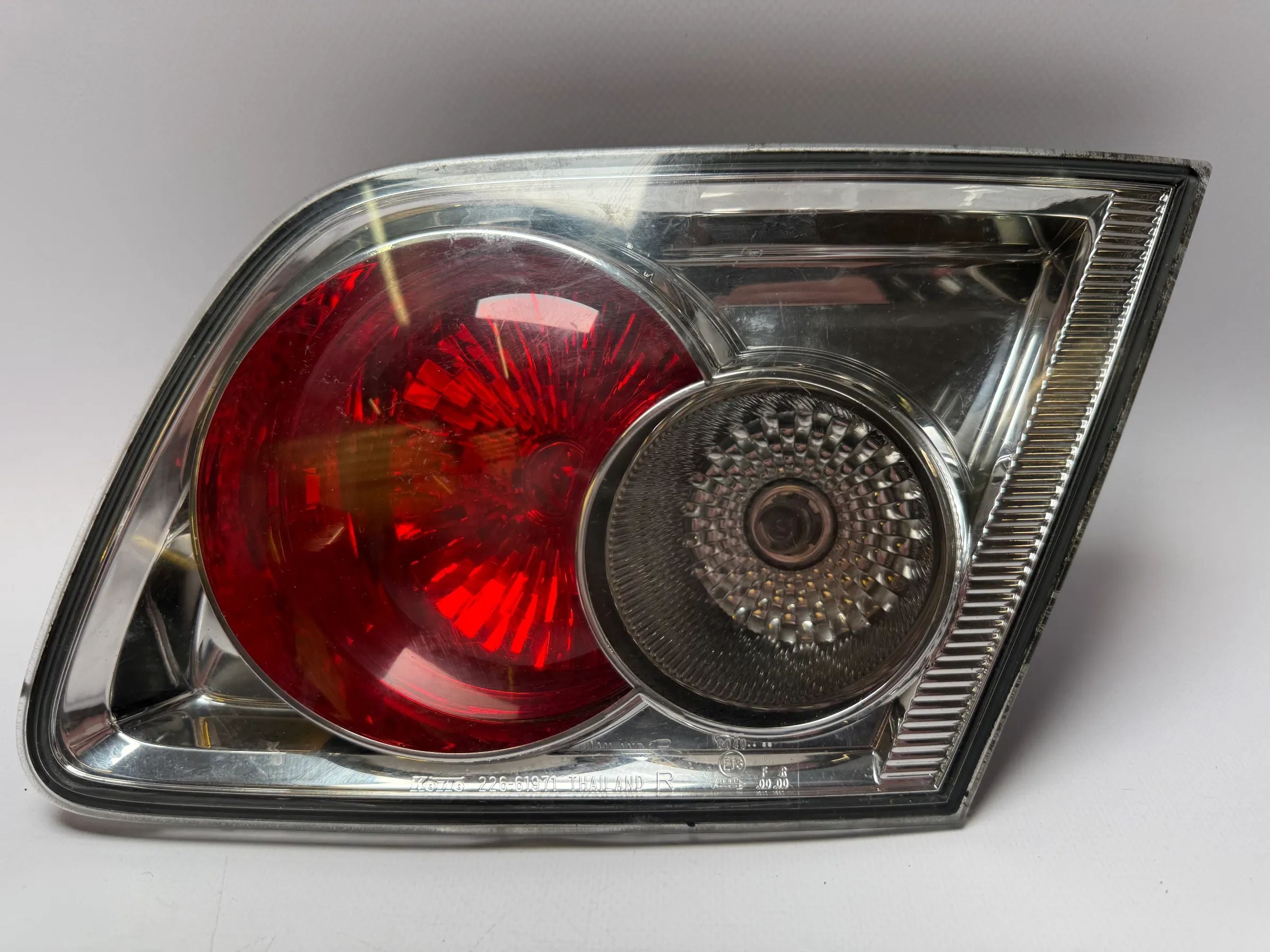 อะไหล่แท้ MAZDA 6 (GG) ไฟท้ายด้านขวา 226-61971