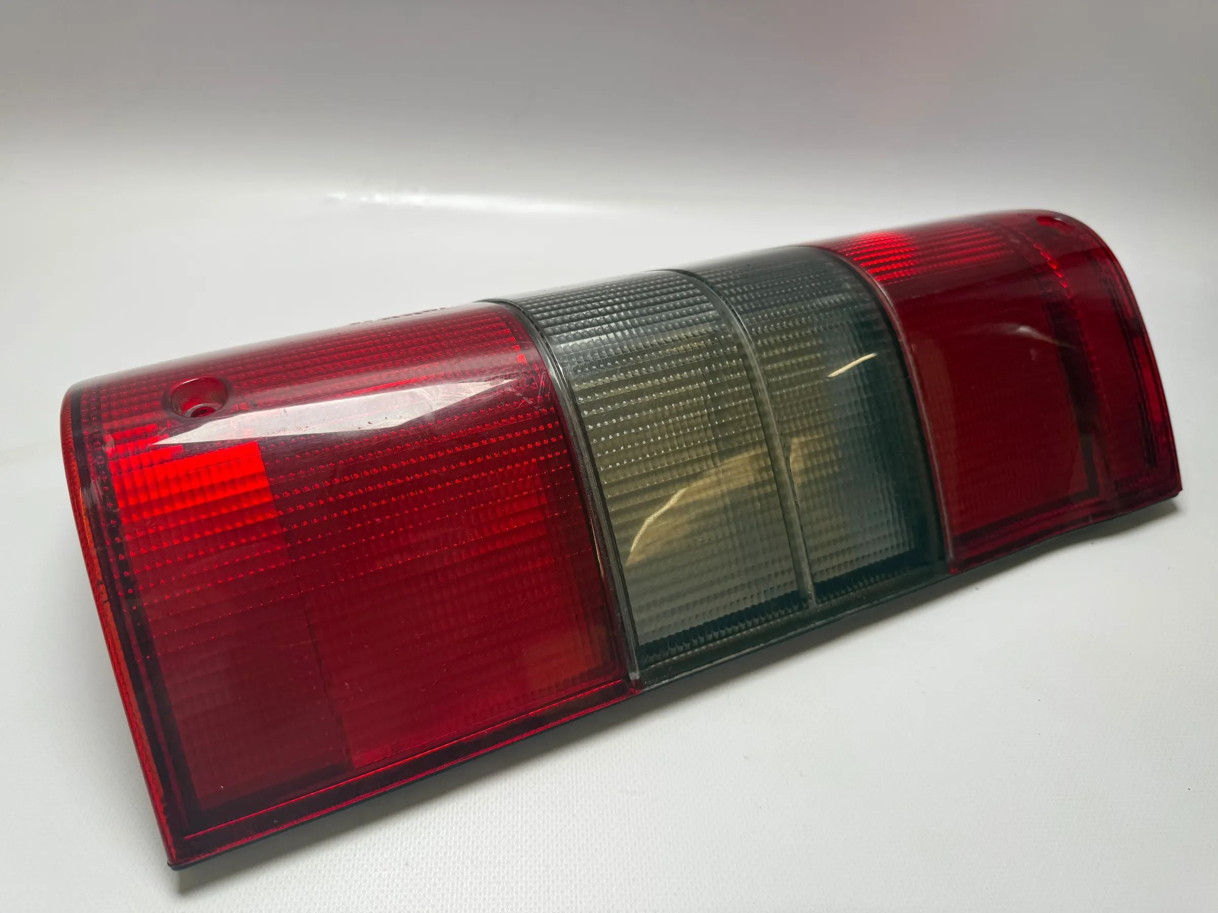 Original Fiat Citroen Peugeot Farolim Traseiro Esquerdo E357241 / 1326359080