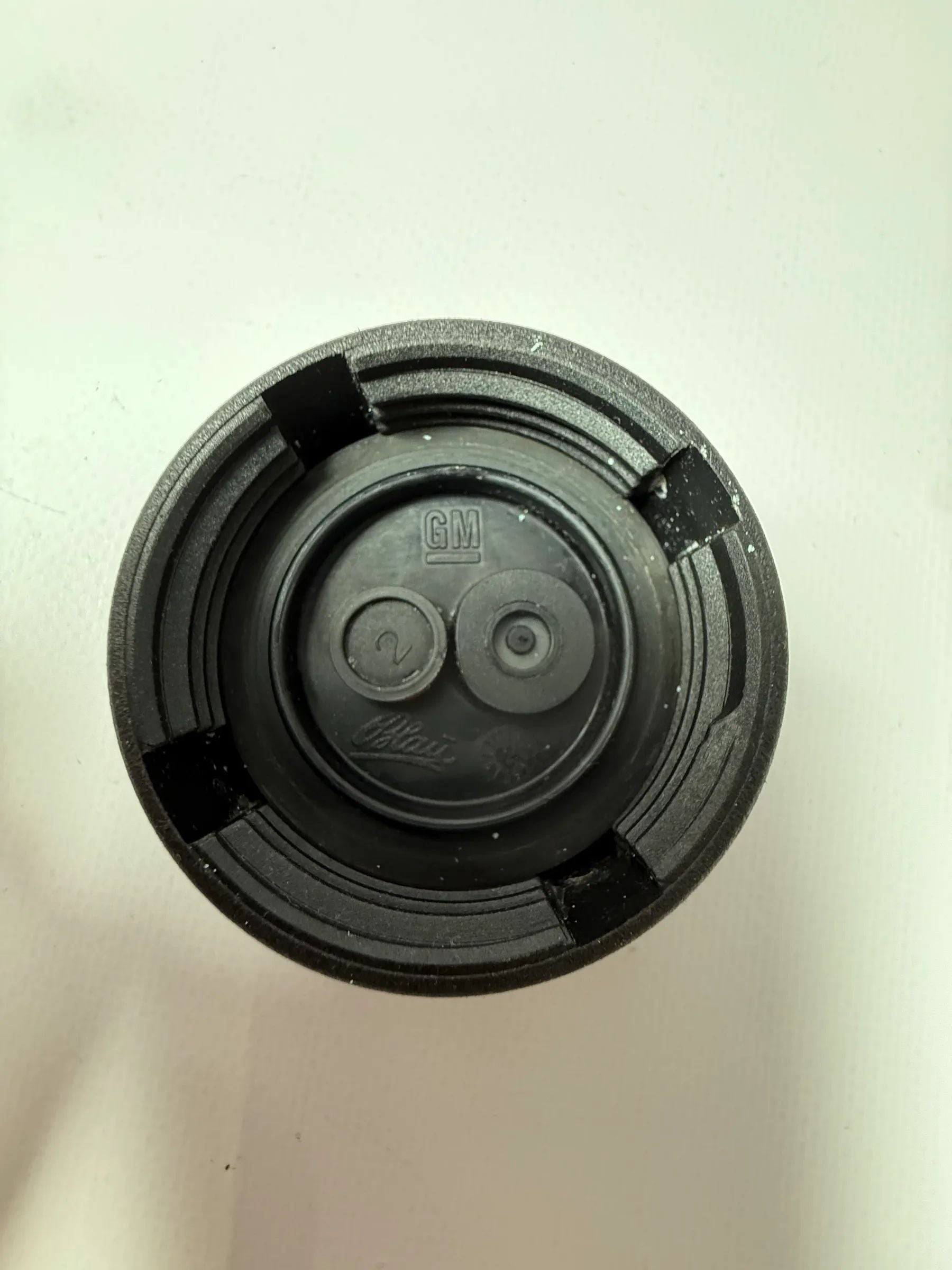 Оригинальная крышка расширительного бачка OPEL OMEGA TIGRA ZAFIRA и др. 90409256