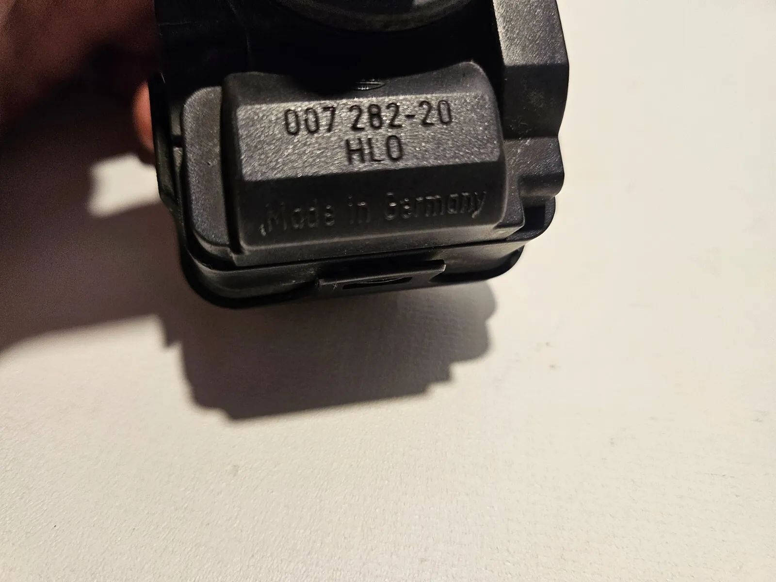 असली Skoda Octavia Stellmotor LWR लाइट रेंज कंट्रोल 007282-20 1U0941295