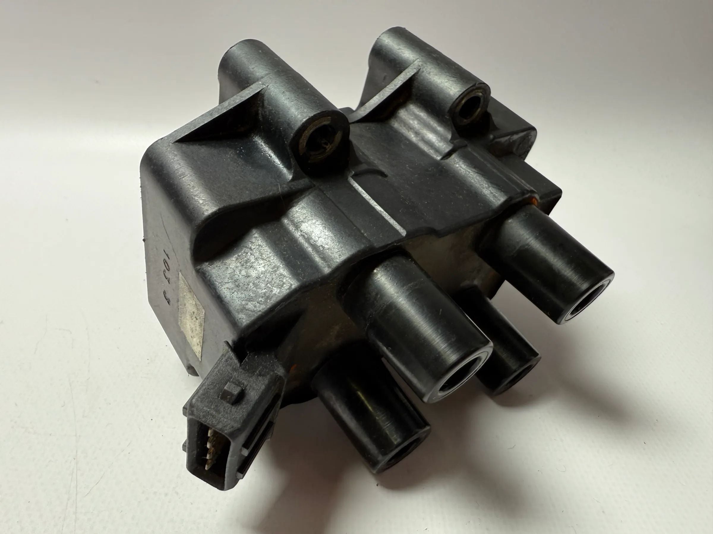 Original OPEL VECTRA B (36) ignition module 2 526 055 A 
